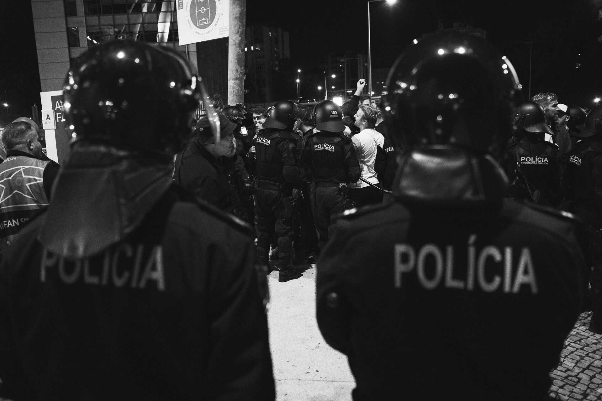 Sporting - Eintracht Frankfurt // Acompanhamento da claque - 2 - 0