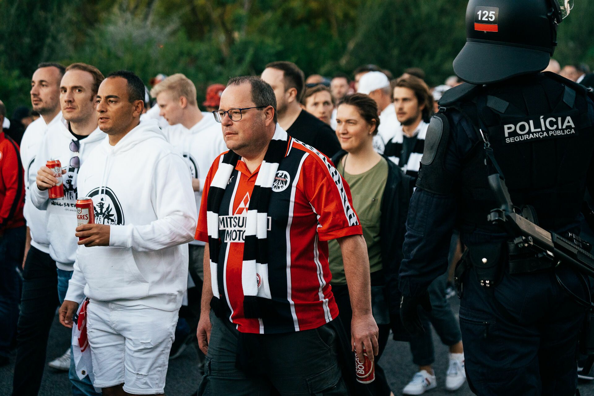 Sporting - Eintracht Frankfurt // Acompanhamento da claque - 2 - 0