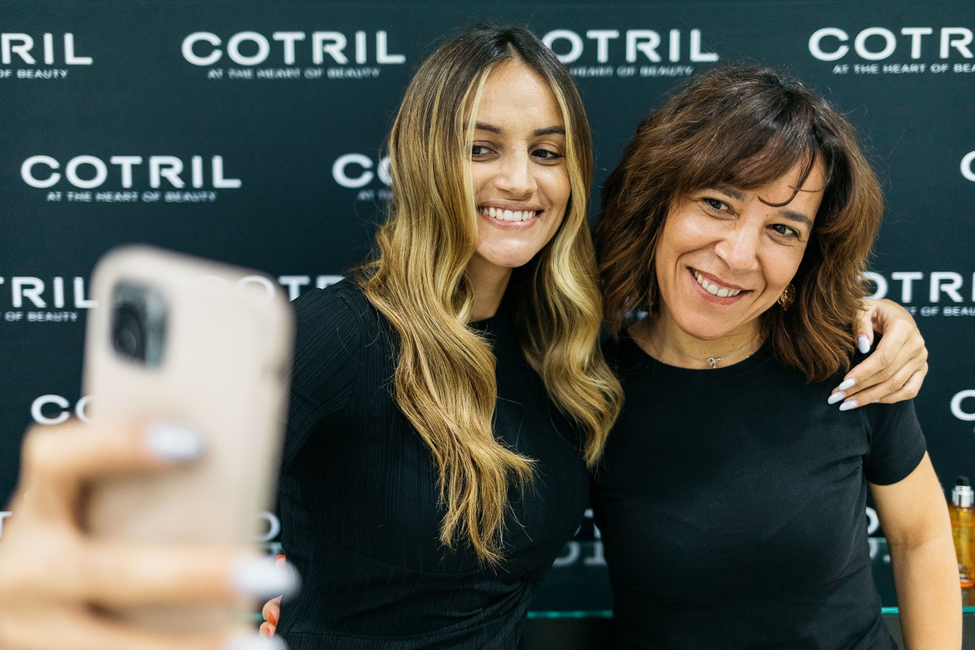 Vídeo Cotril // Joana Alvarenga - 1 - 0