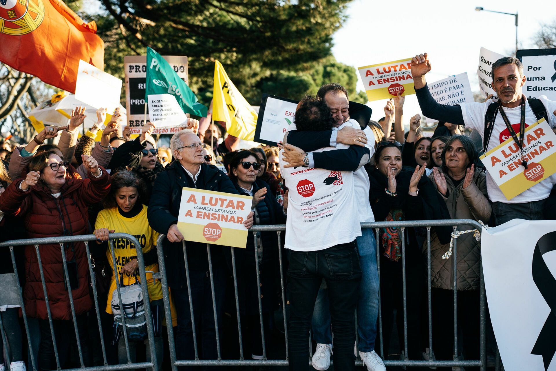 Marcha Pela Escola Pública - 2 - 0