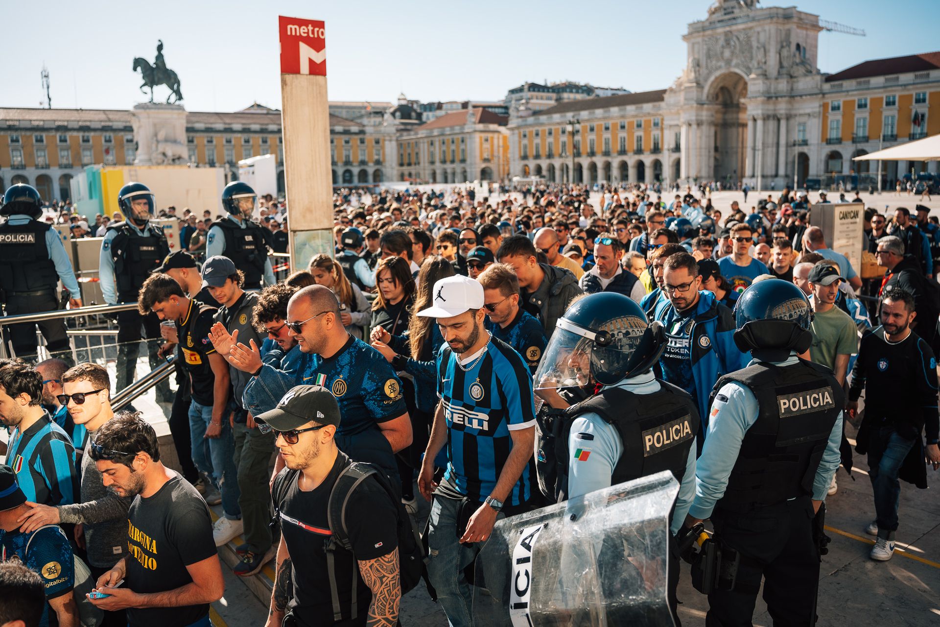 Benfica - Inter de Milão - 2 - 0