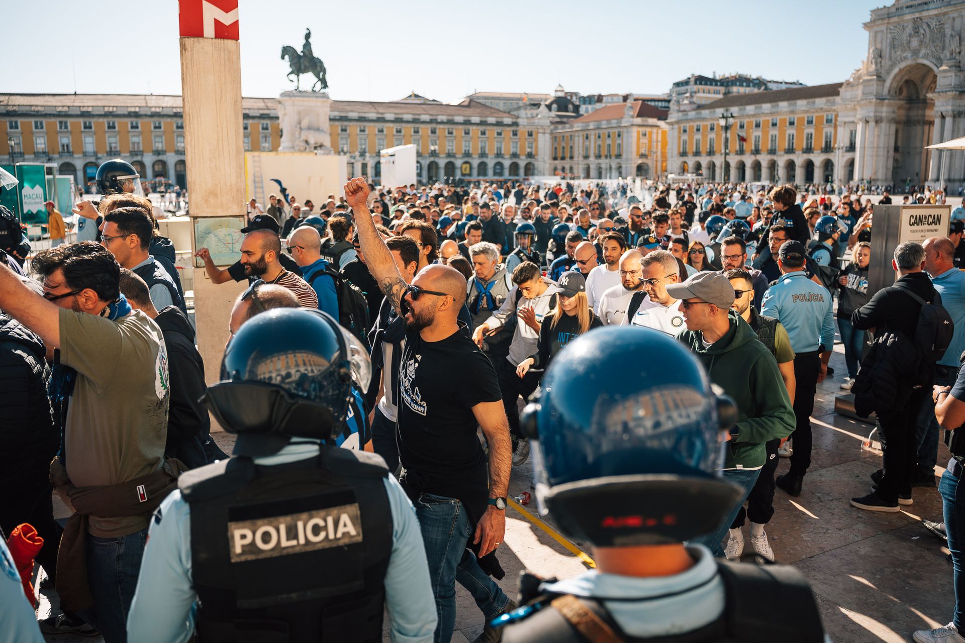 Benfica - Inter de Milão - 2 - 0
