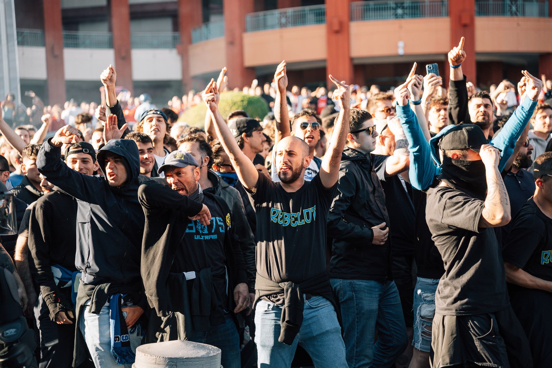 Benfica - Inter de Milão - 2 - 0