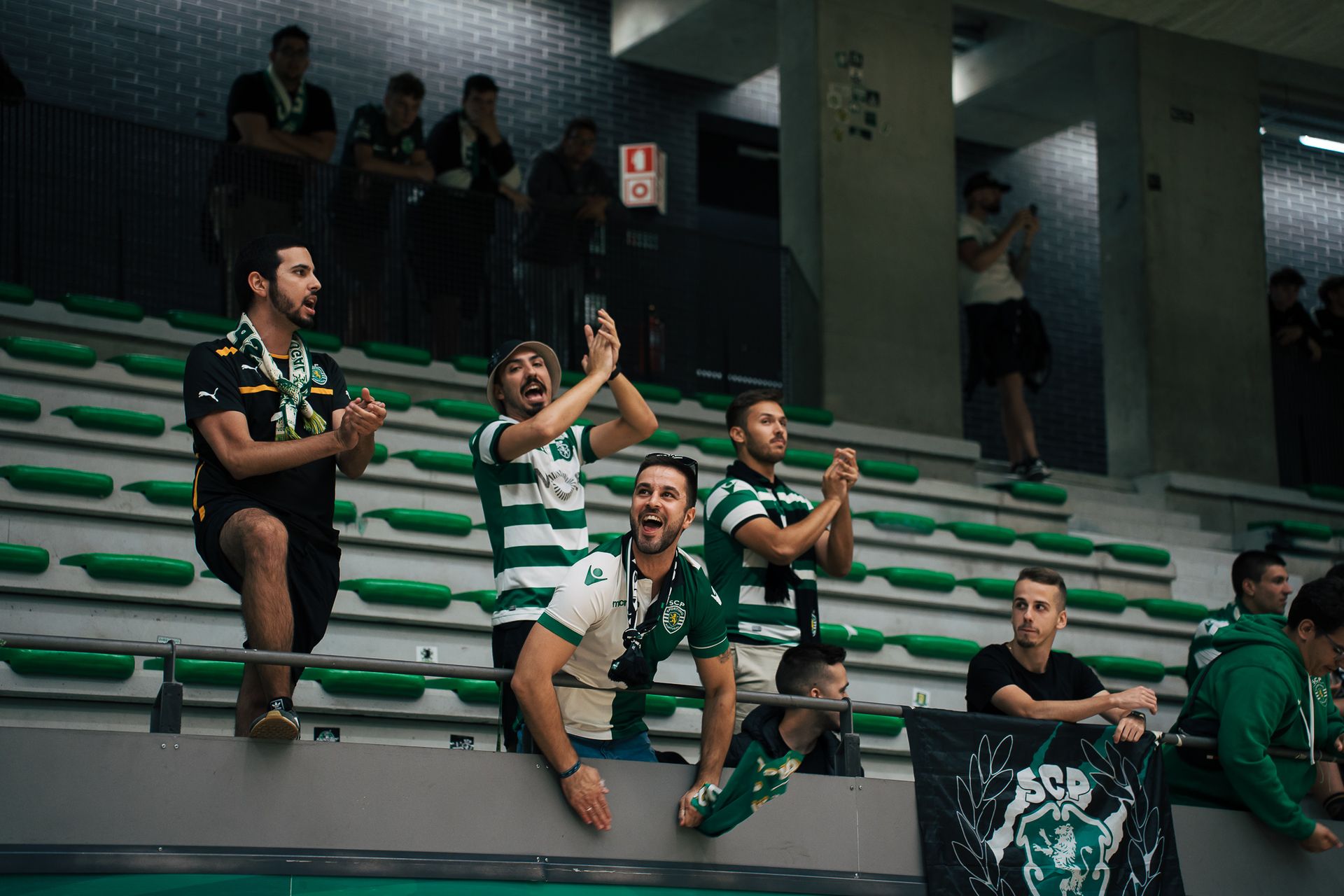Sporting C.P // Tricampeão Nacional FutSal - 2 - 0