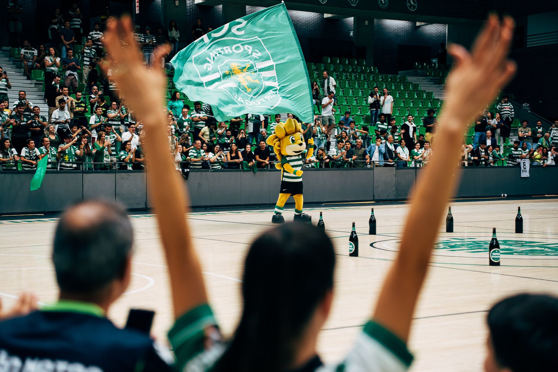 Sporting C.P // Tricampeão Nacional FutSal - 2 - 0