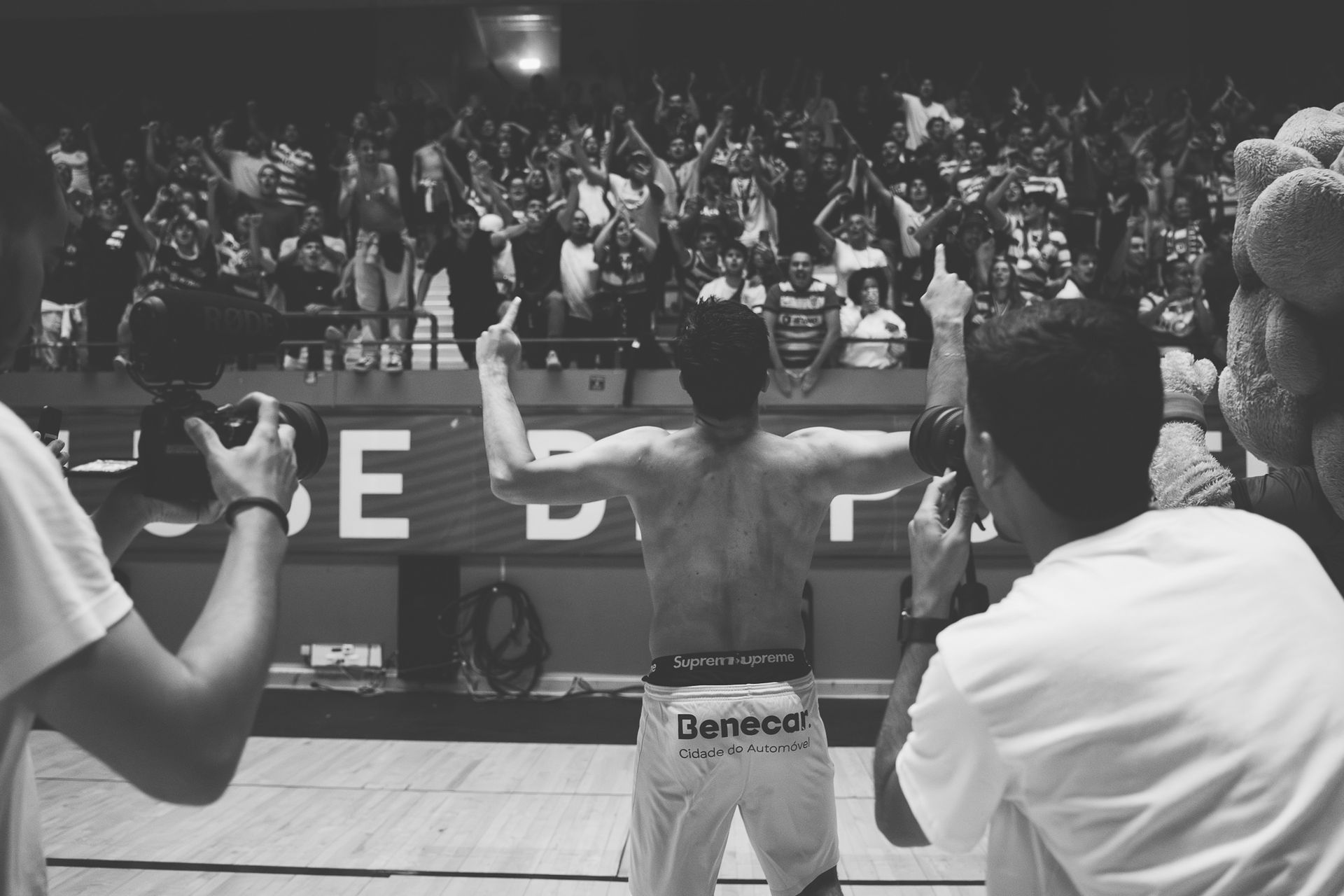 Sporting C.P // Tricampeão Nacional FutSal - 2 - 0