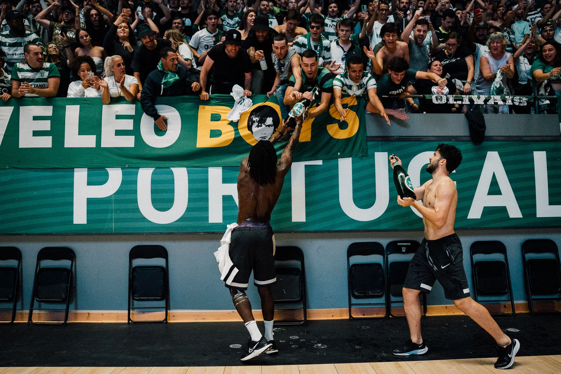Sporting C.P // Tricampeão Nacional FutSal - 2 - 0