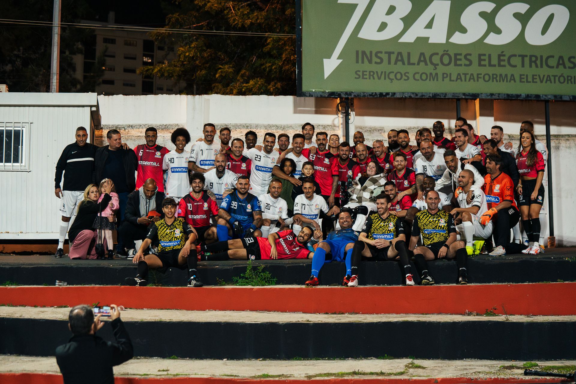 Futebol Solidário no Estádio do Sacavém - 2 - 0