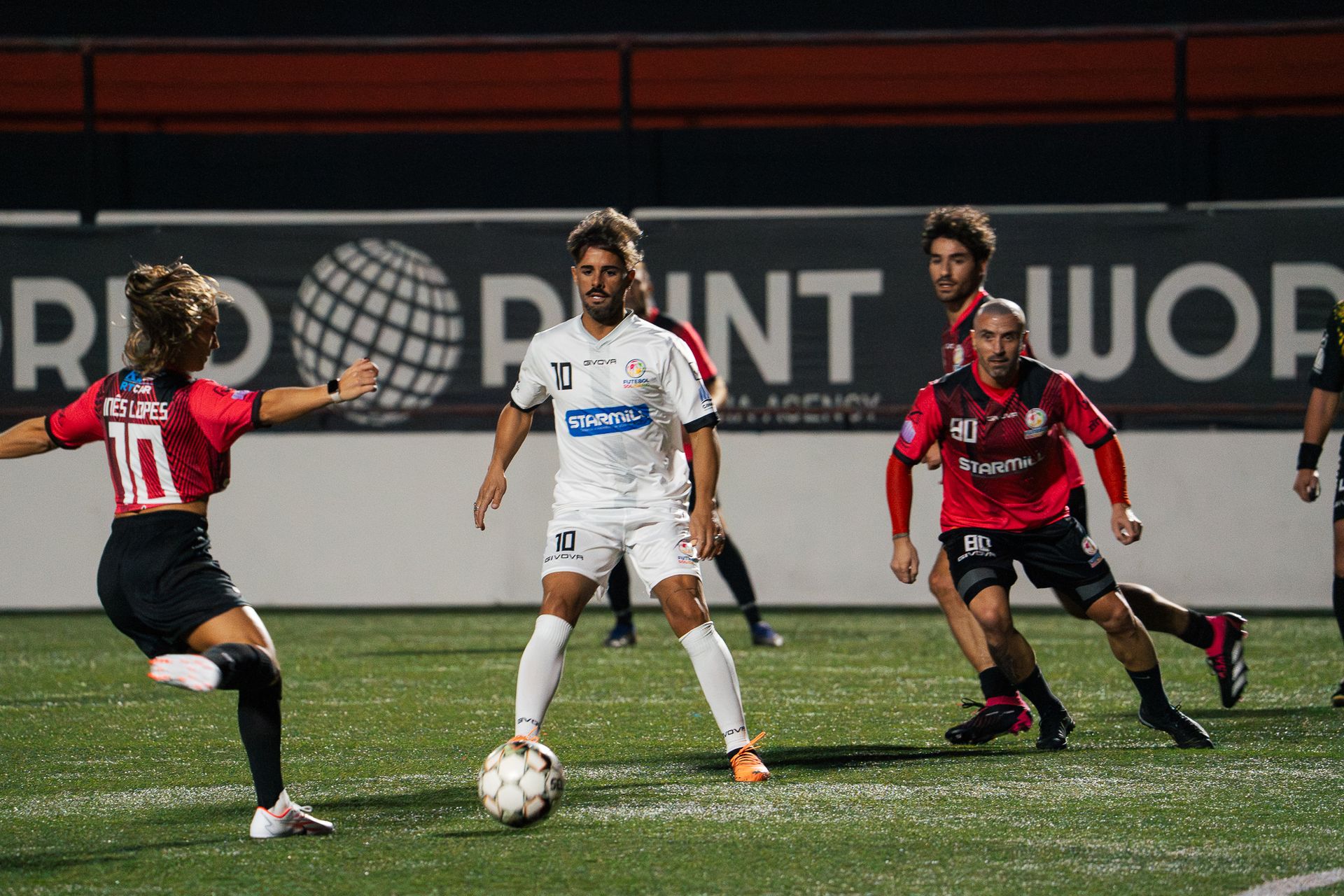Futebol Solidário no Estádio do Sacavém - 2 - 0