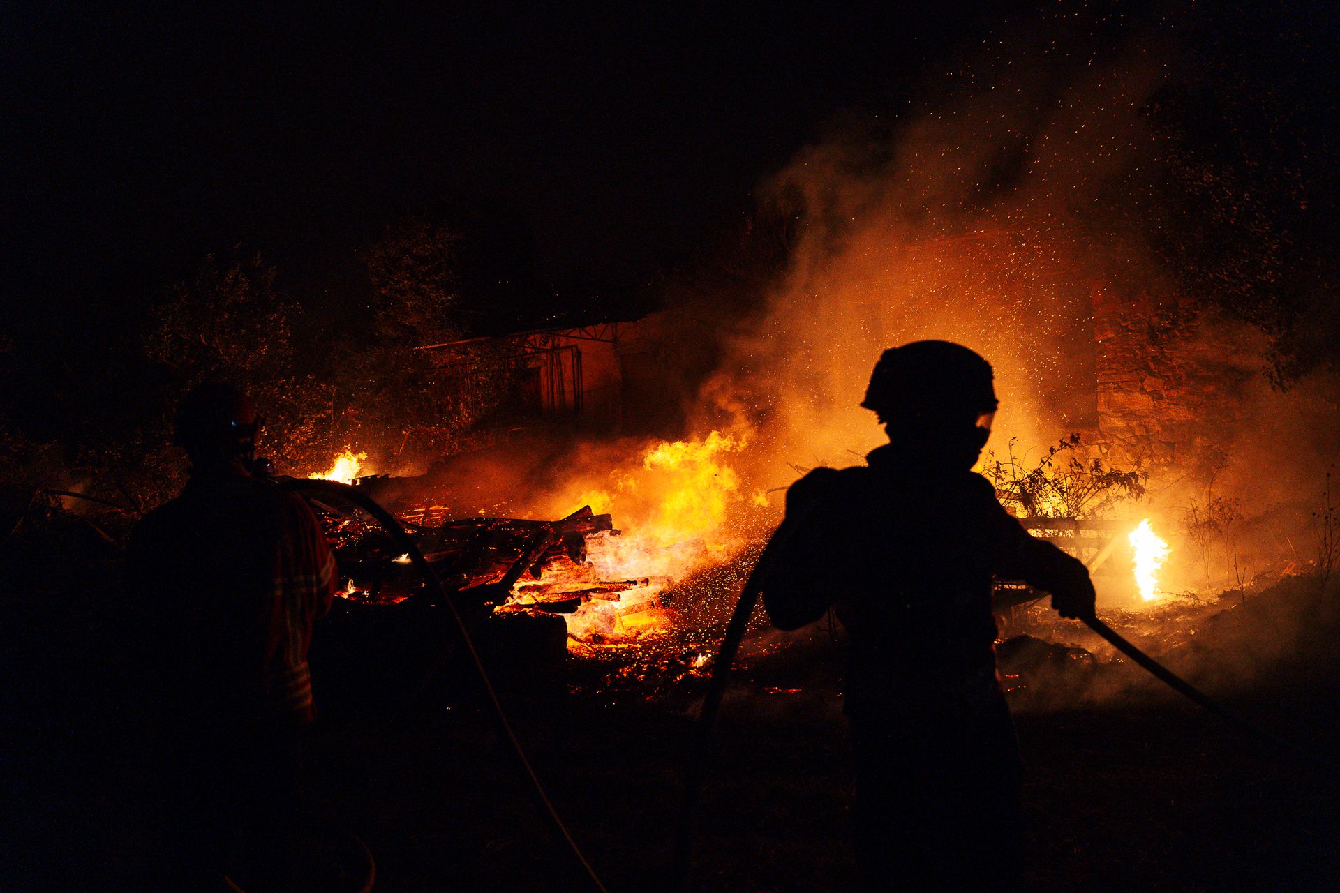"Os Heróis" das Chamas - 2 - 0