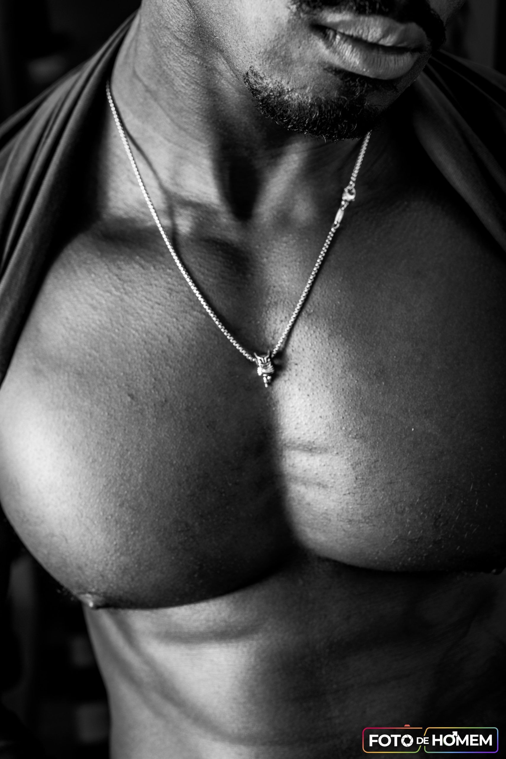 Ensaio fotográfico masculino em São Paulo: modelo Ely, de Miami, posa no Edifício Copan com Eberson Teodoro - 2 - 16