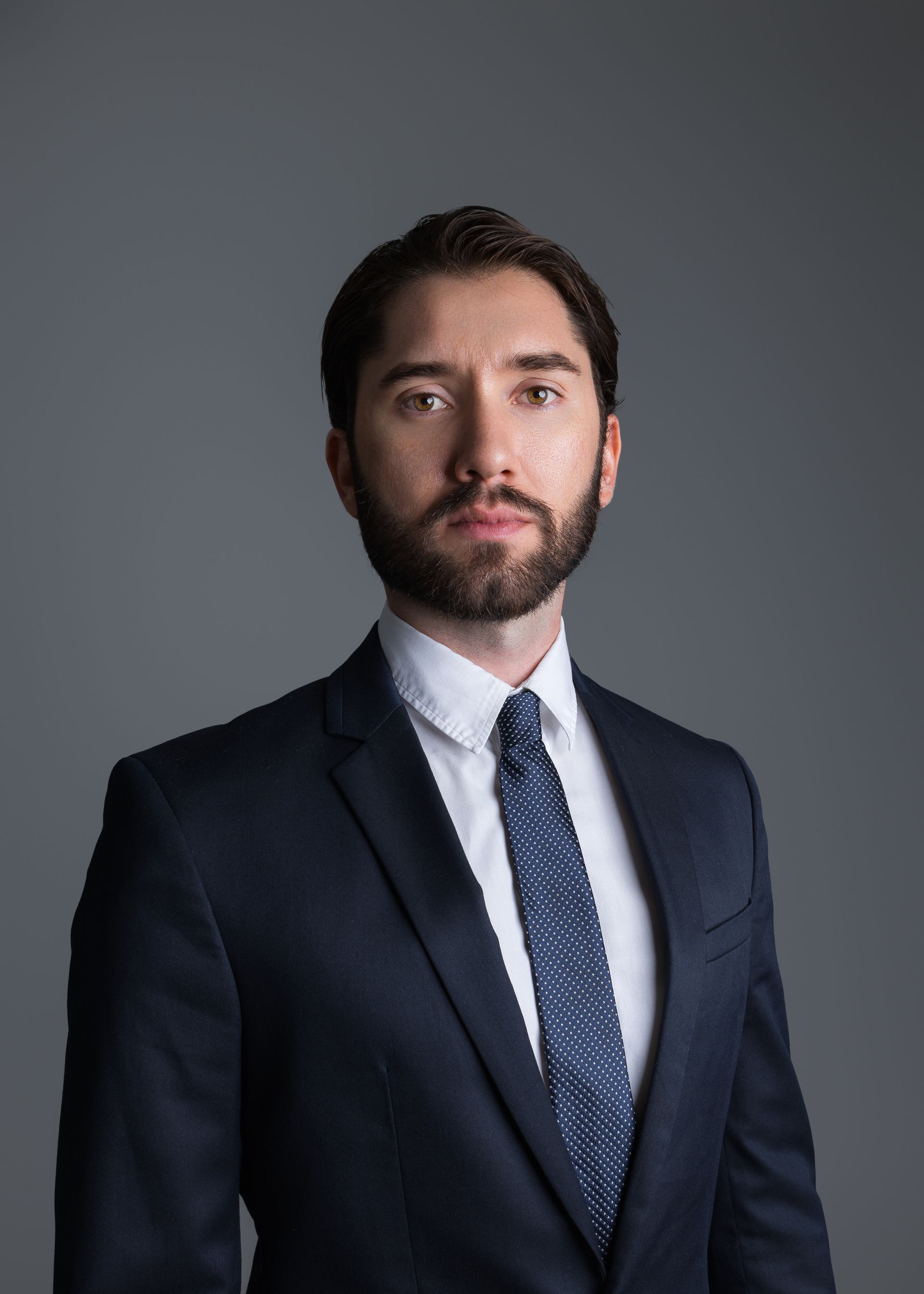 Corporativo - 2 - 63