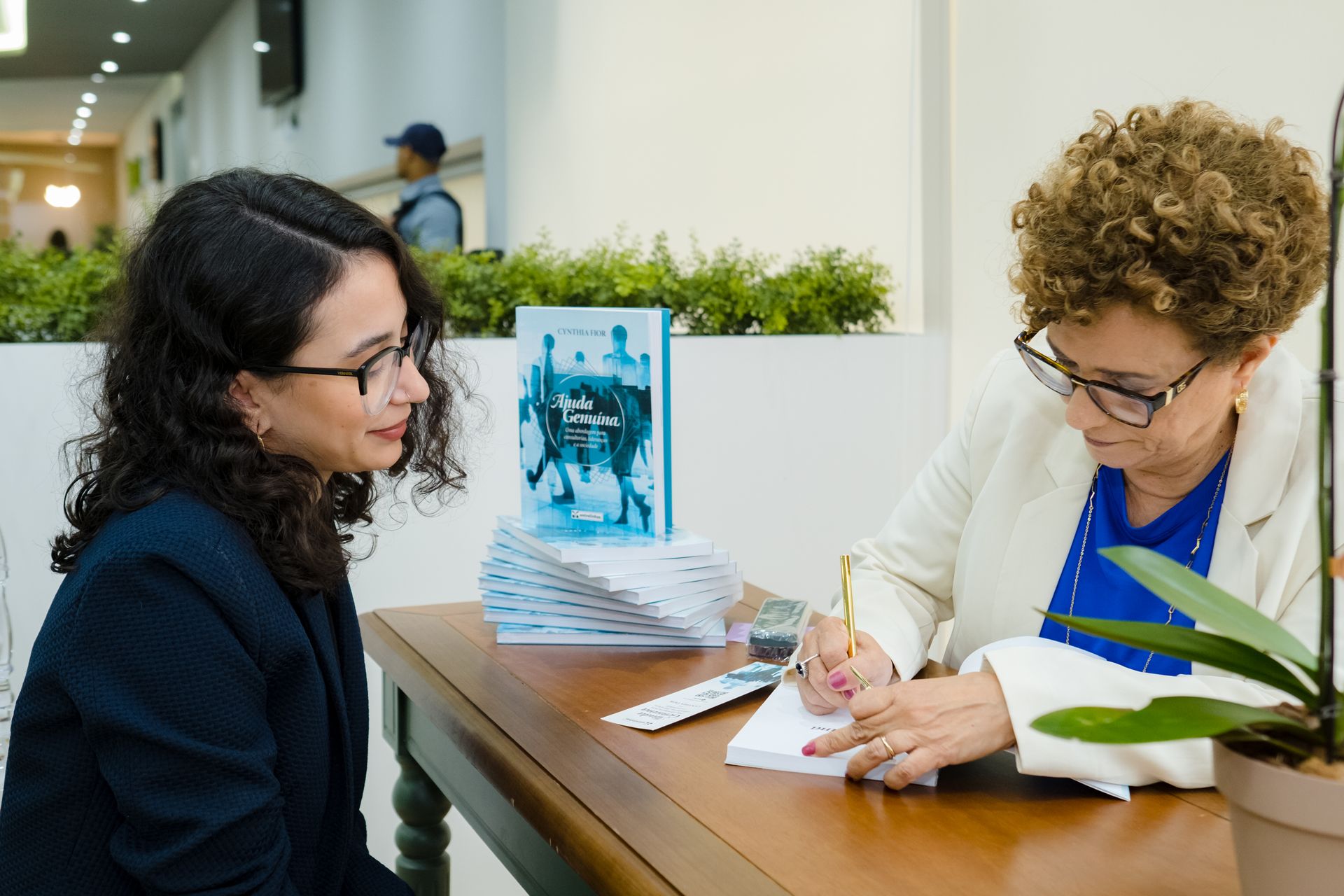 Lançamento do livro Ajuda Genuína - 2 - 63
