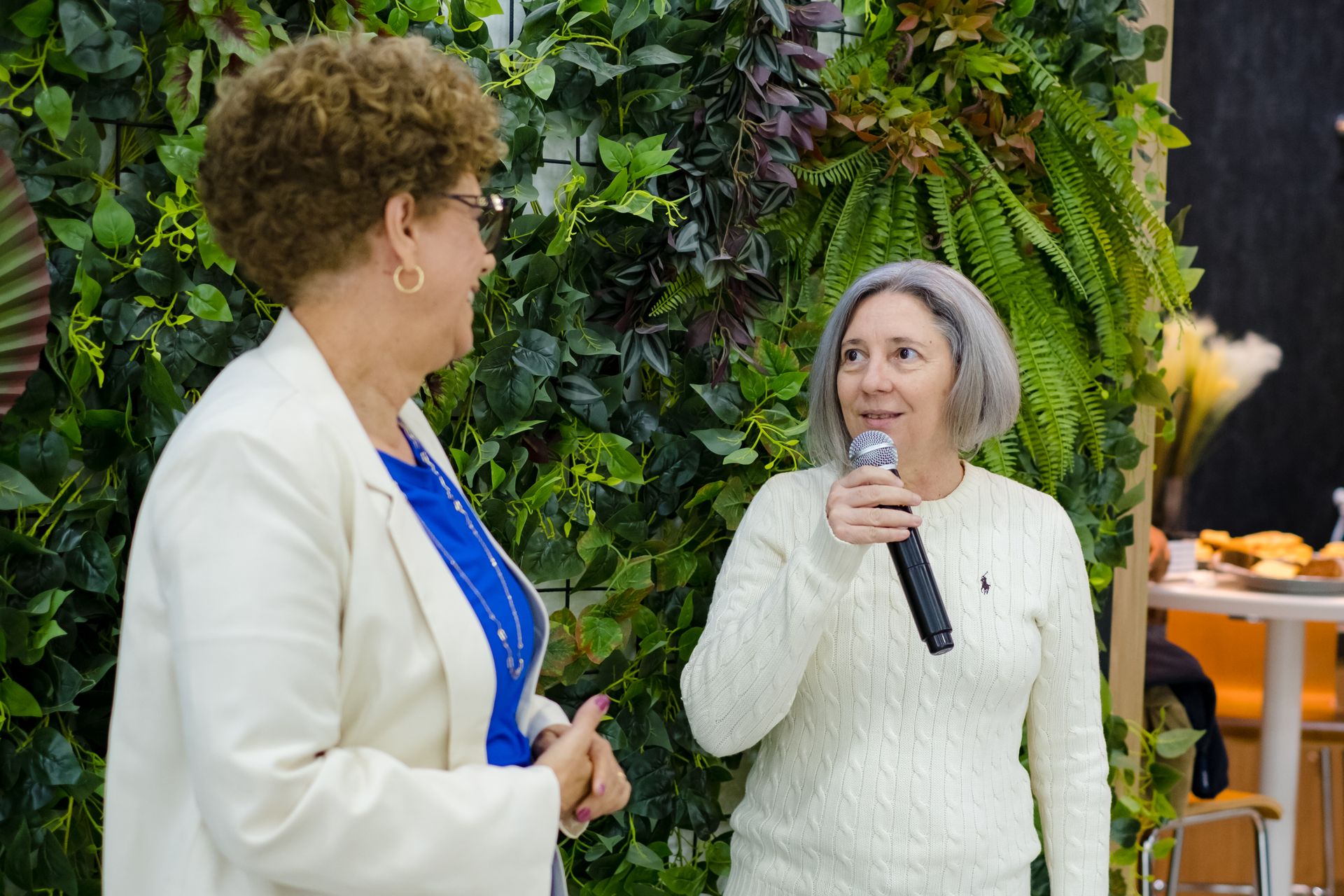 Lançamento do livro Ajuda Genuína - 2 - 72