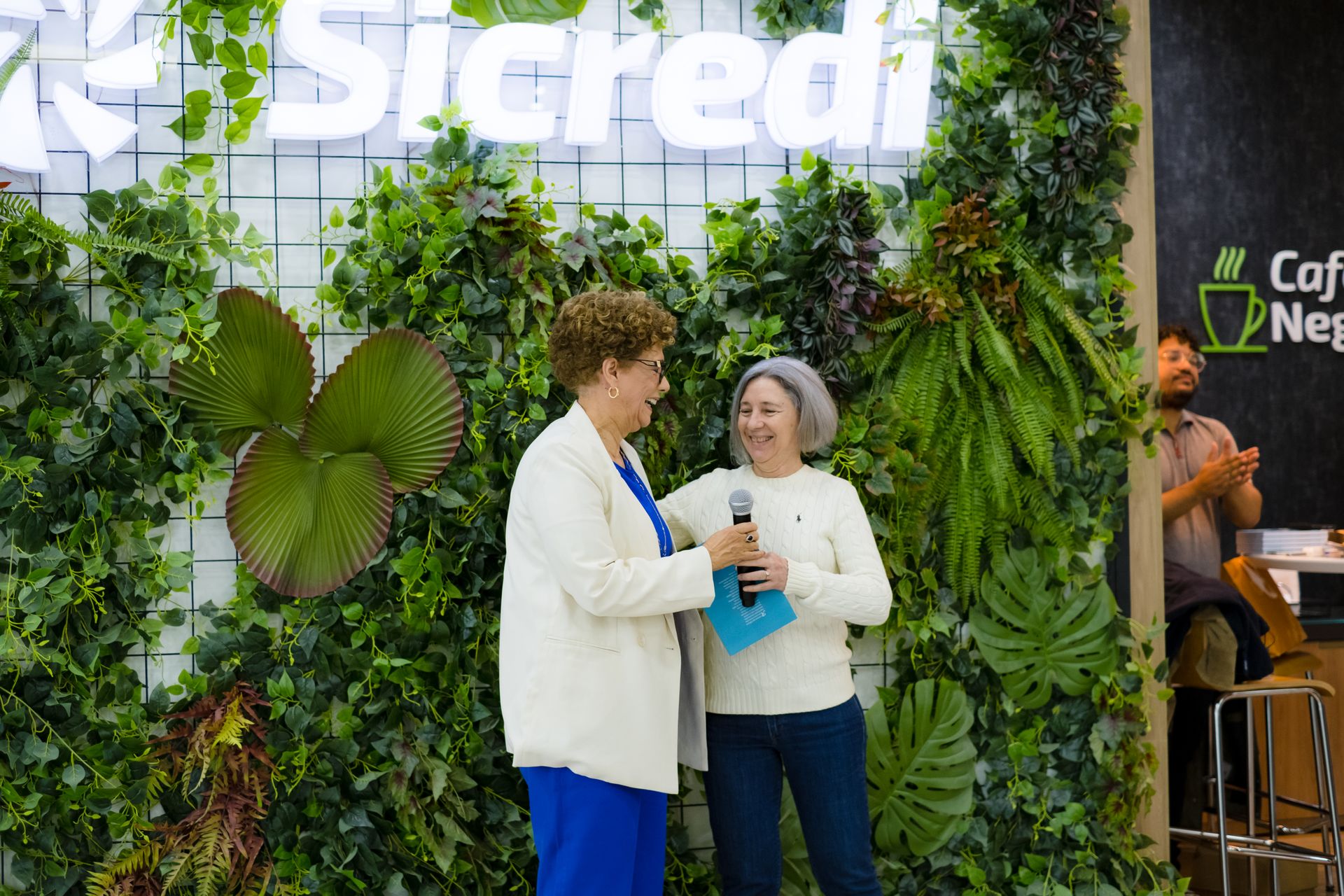 Lançamento do livro Ajuda Genuína - 2 - 75