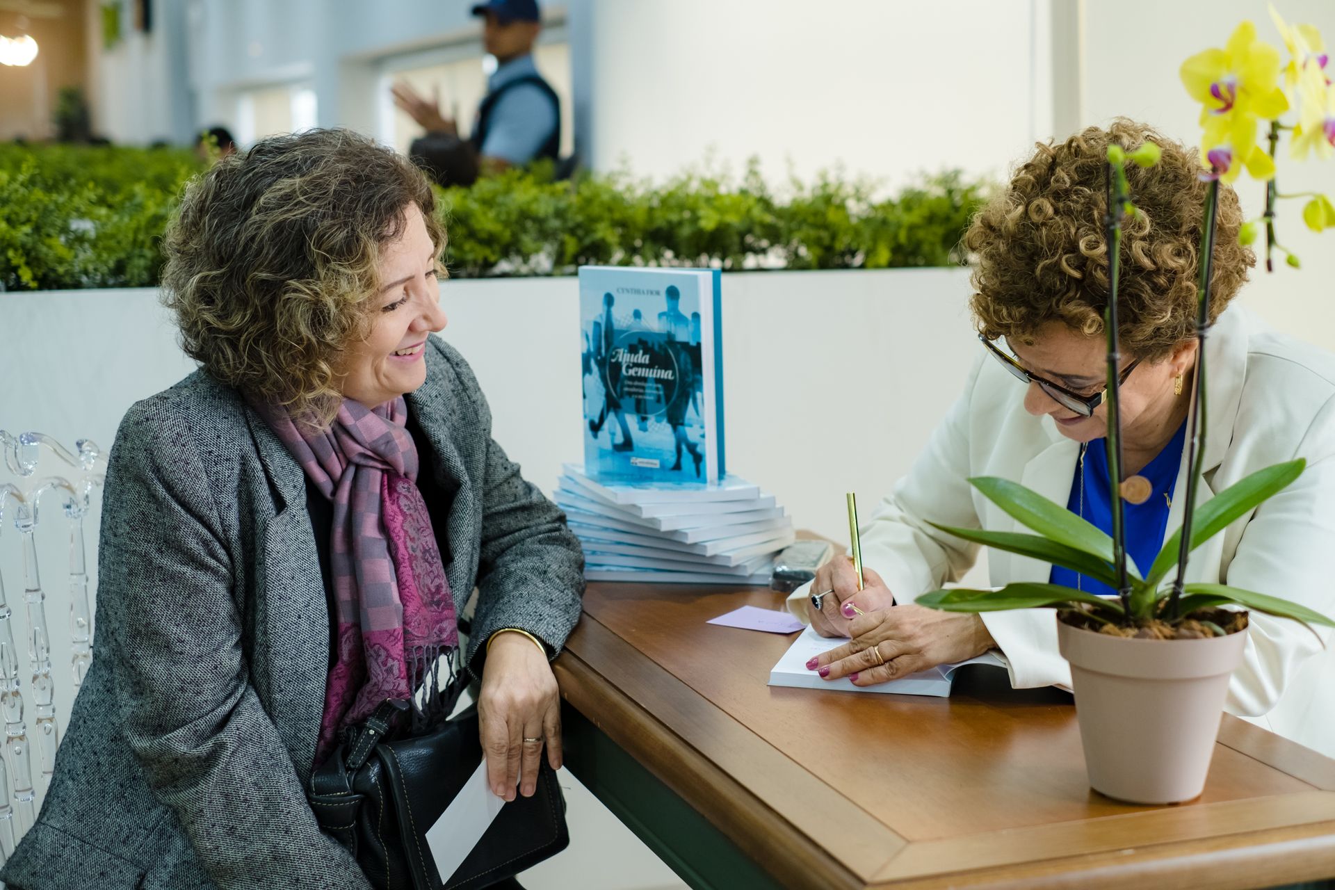 Lançamento do livro Ajuda Genuína - 2 - 92