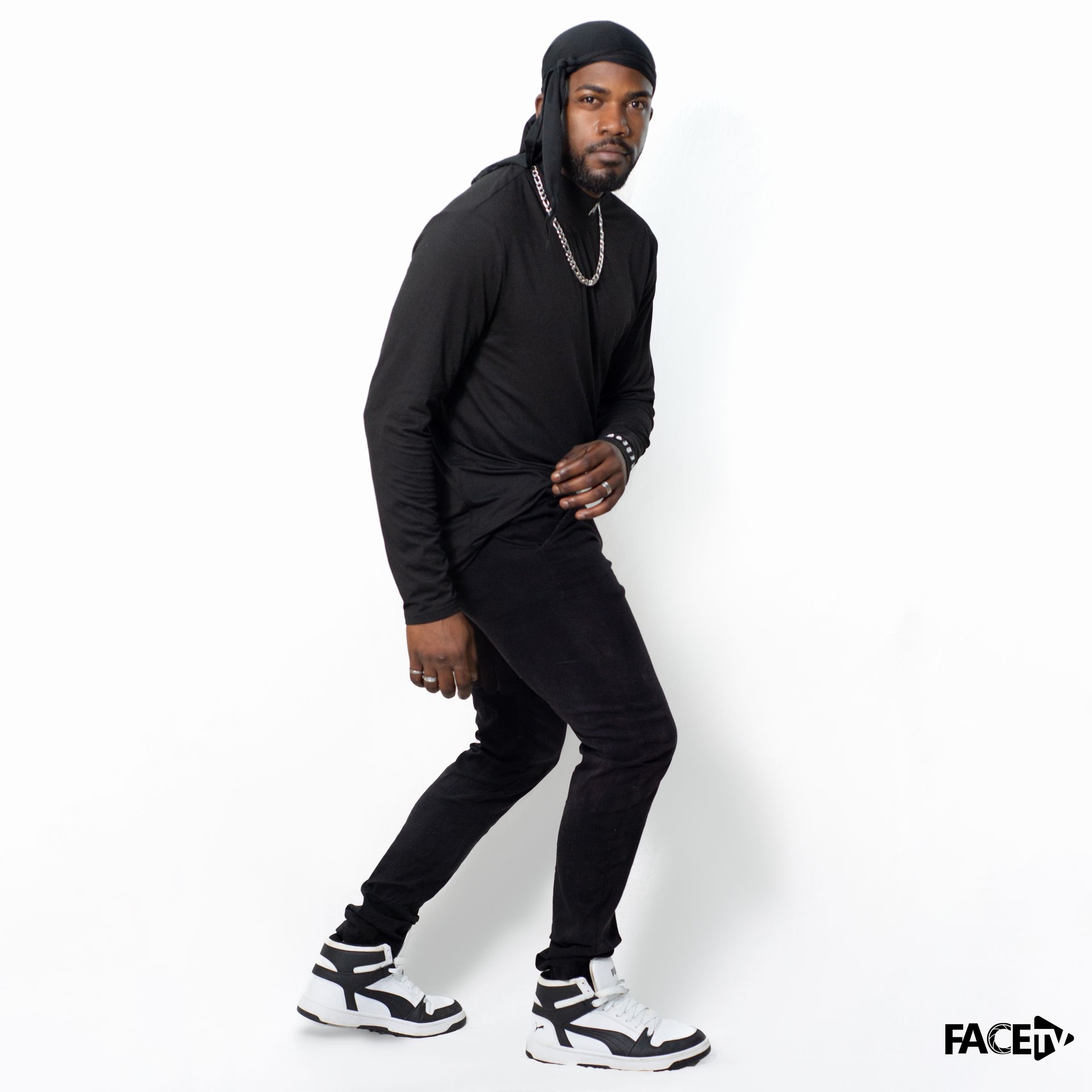 Clayton Caymi - 2 - 16