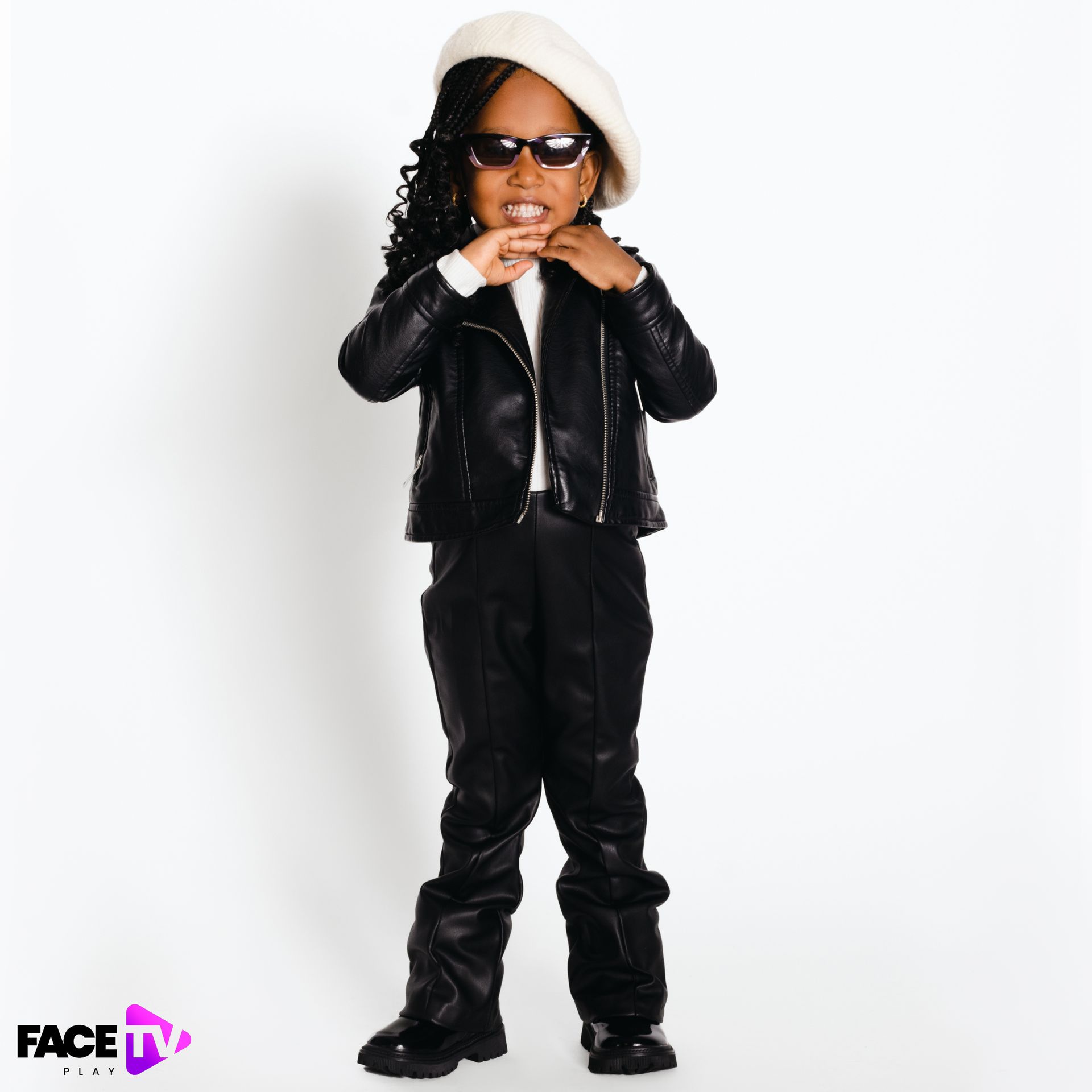 Laura Helena - 2 - 1