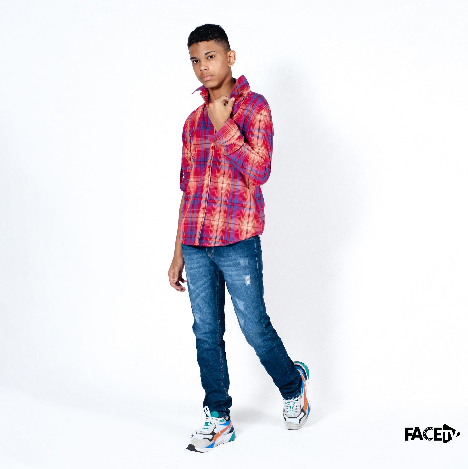 Wesley Sneijder - 3 - 9