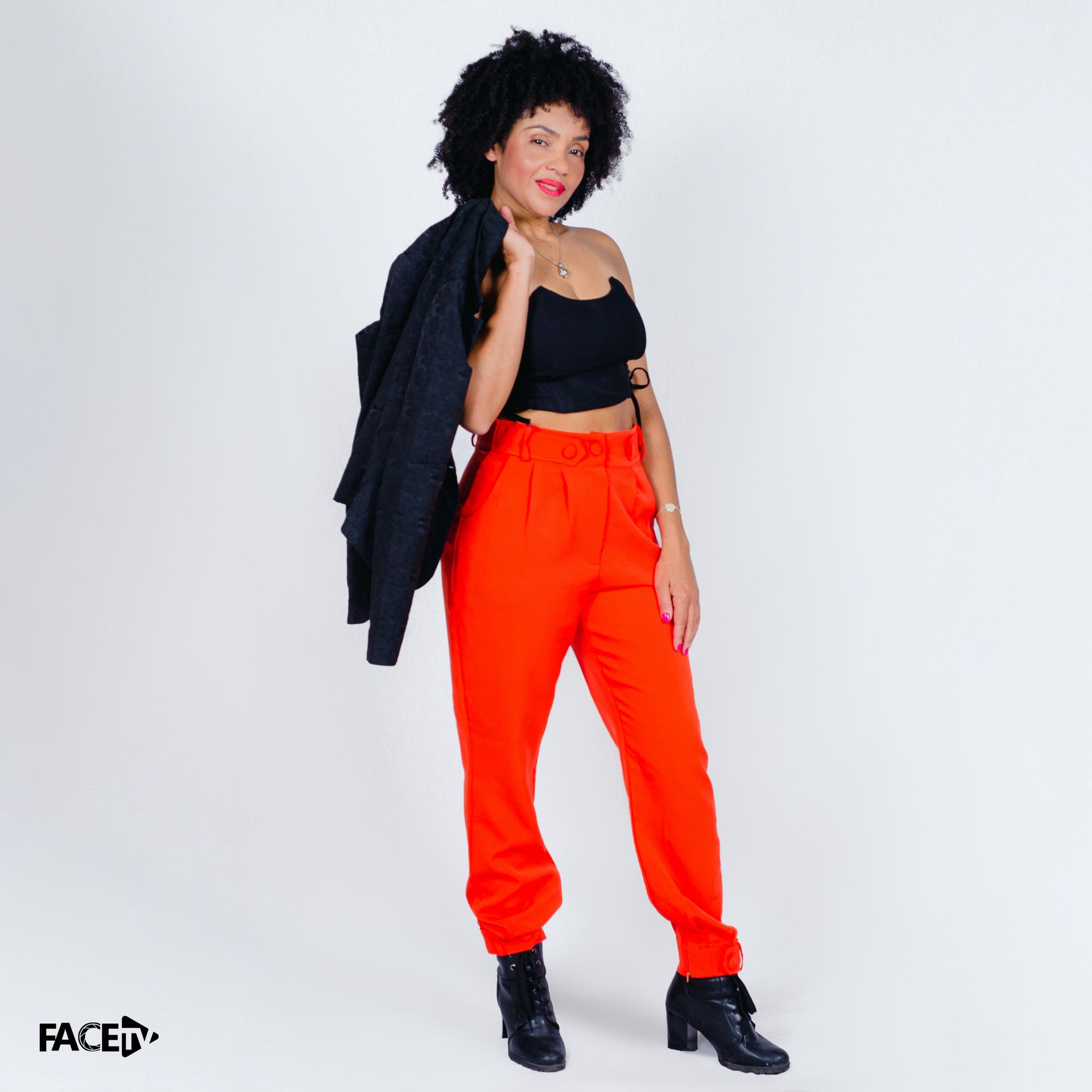 Edna Amparo - 3 - 13