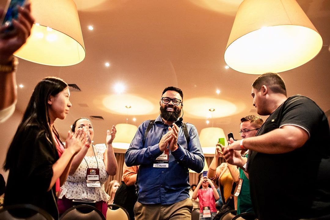 Digite aqui ou escolha uma sugestão - Slide 2