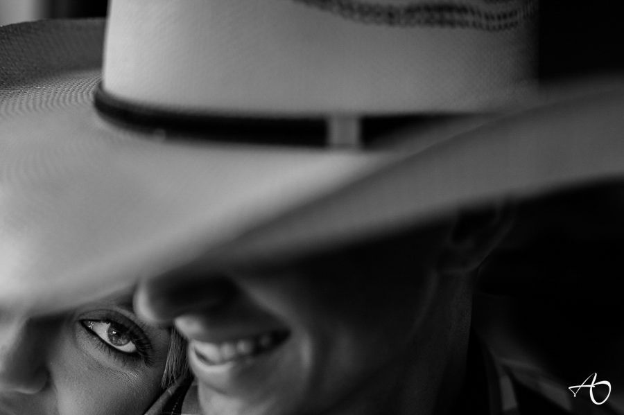 Pré-Wedding na Natureza: O Ensaio Divertido e Alegre de Ana e Lucimar na Fazenda - 2 - 8