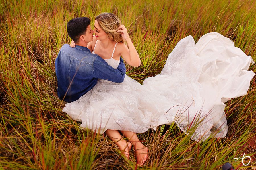 Pré-Wedding na Natureza: O Ensaio Divertido e Alegre de Ana e Lucimar na Fazenda - 2 - 4