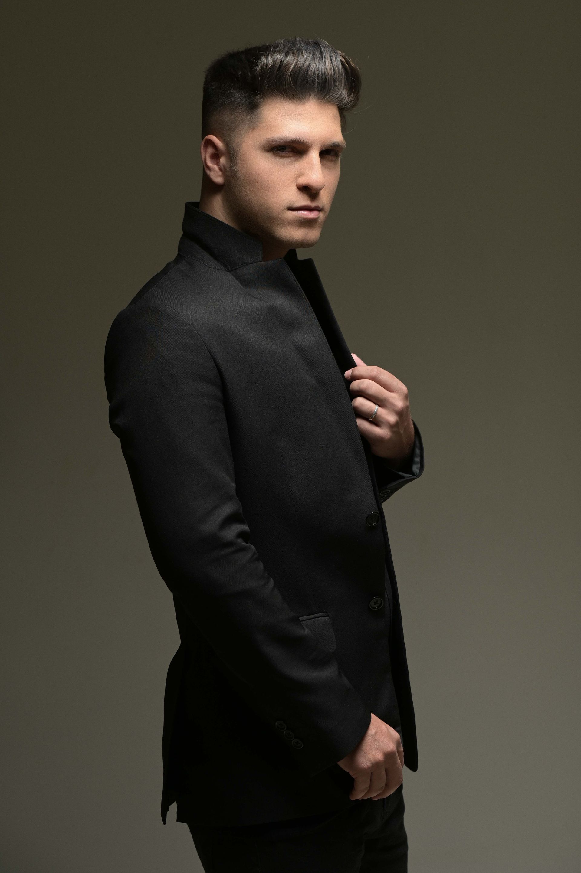 Fotos Corporativas para Cantores: Capturando a Essência de Matheus Ferreira - 2 - 0