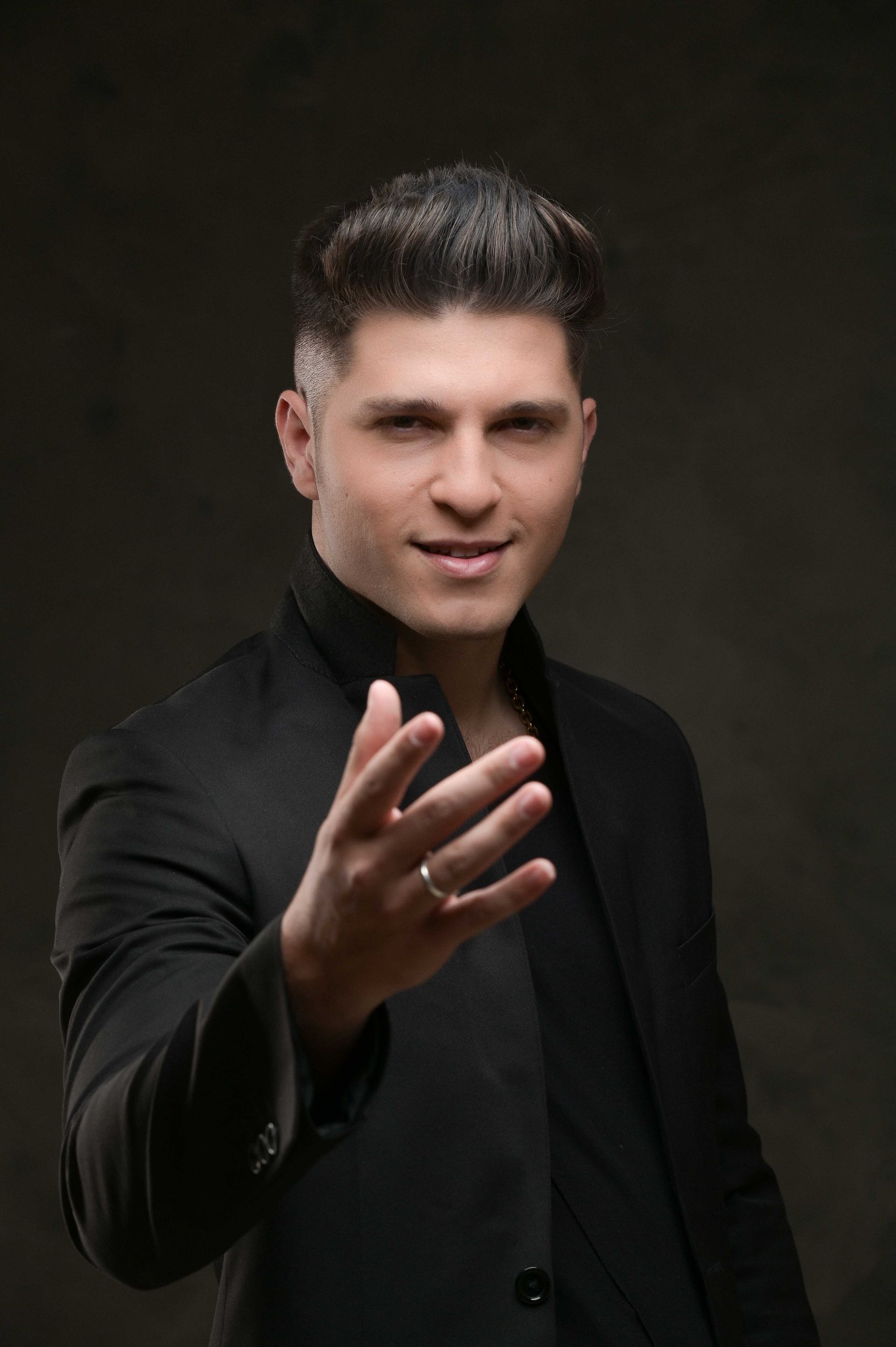 Fotos Corporativas para Cantores: Capturando a Essência de Matheus Ferreira - 2 - 0