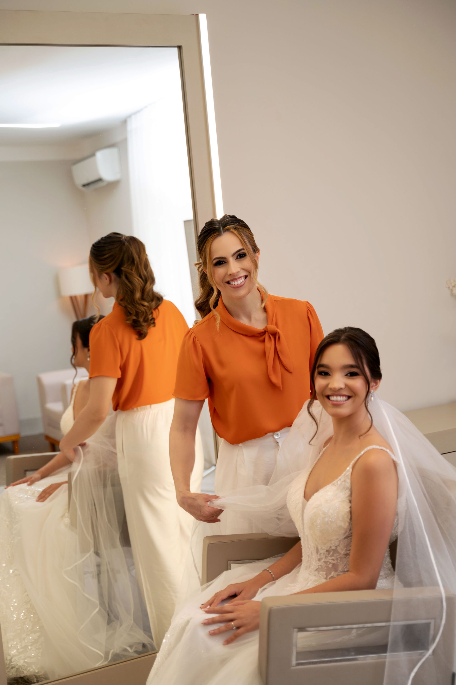 “Joice Capoli: Consultoria de Imagem para Noivas – Uma Nova Tendência no Universo dos Casamentos” - 2 - 0