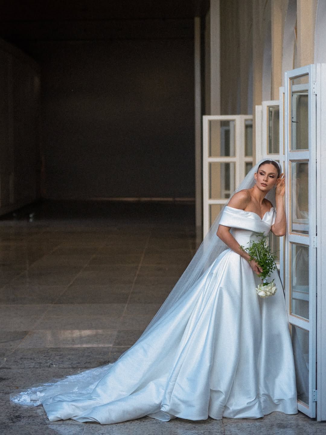 Editorial Primazia em Uberaba: Vestidos de Noiva 2026 e 2027 que unem elegância, modernidade e personalidade - 2 - 24