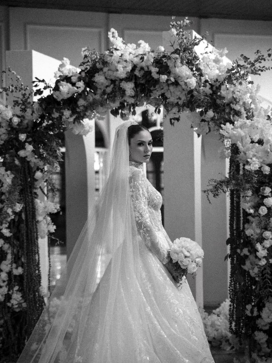 Editorial Primazia em Uberaba: Vestidos de Noiva 2026 e 2027 que unem elegância, modernidade e personalidade - 2 - 22