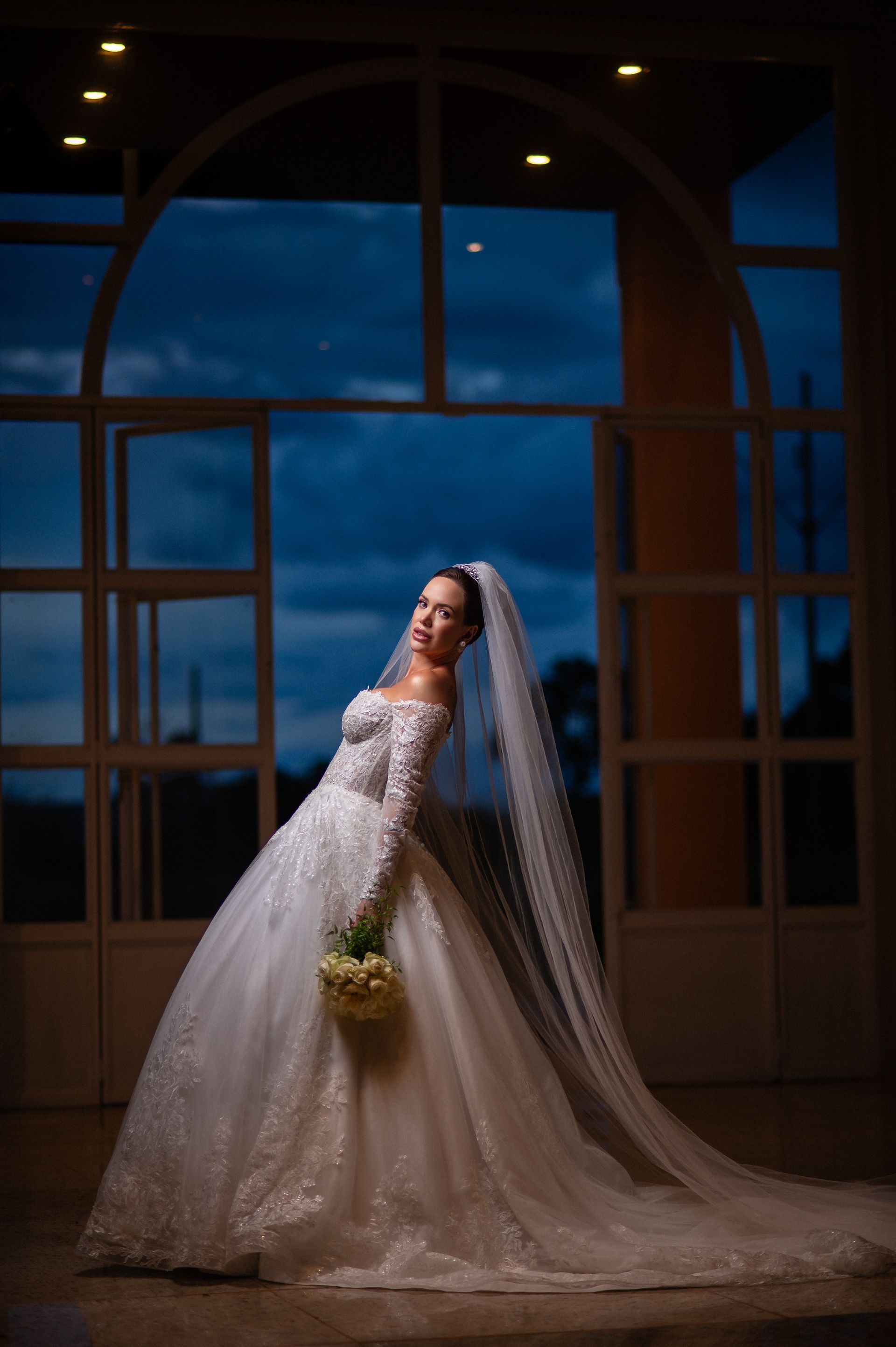 Editorial Primazia em Uberaba: Vestidos de Noiva 2026 e 2027 que unem elegância, modernidade e personalidade - 3 - 12
