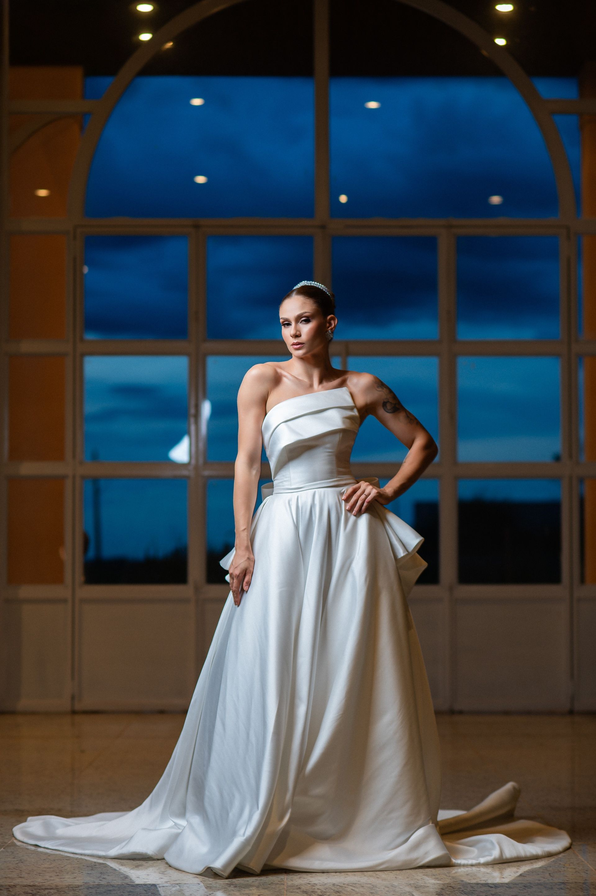 Editorial Primazia em Uberaba: Vestidos de Noiva 2026 e 2027 que unem elegância, modernidade e personalidade - 3 - 14