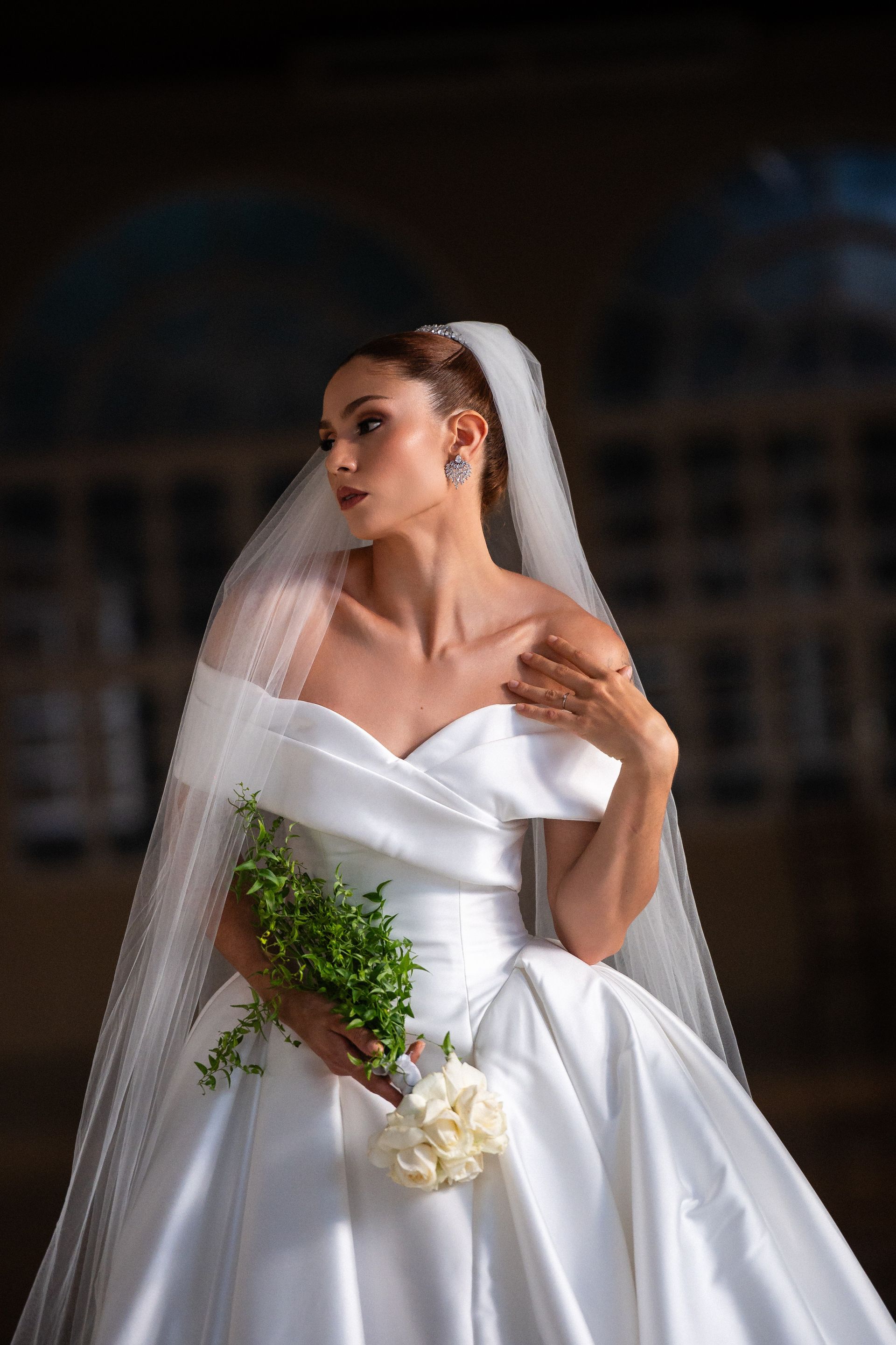 Editorial Primazia em Uberaba: Vestidos de Noiva 2026 e 2027 que unem elegância, modernidade e personalidade - 3 - 37