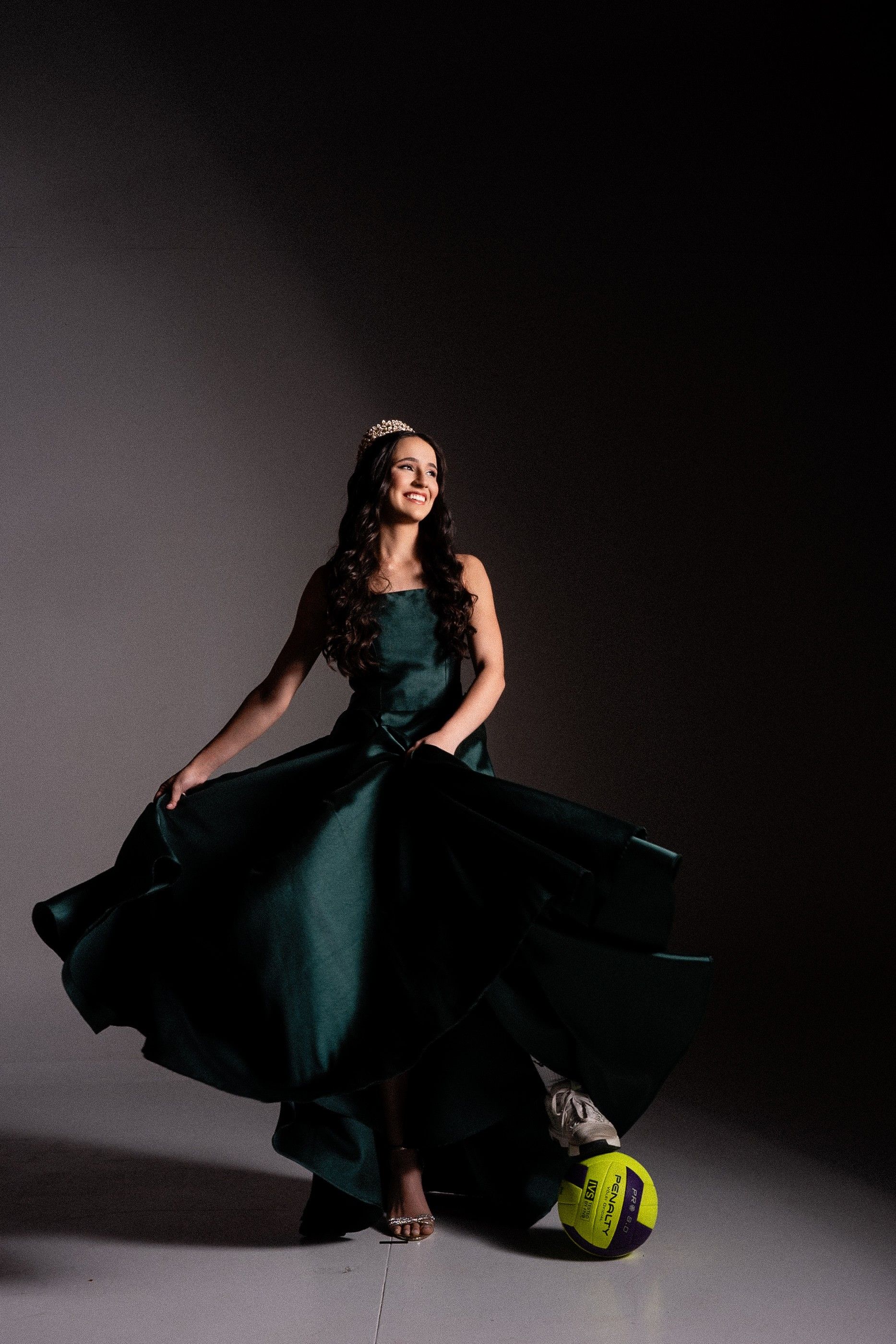 Ensaio de 15 Anos da Manu: Estilo Fashion e Personalidade no Ensaio Pré-Festa em Uberaba - 2 - 3