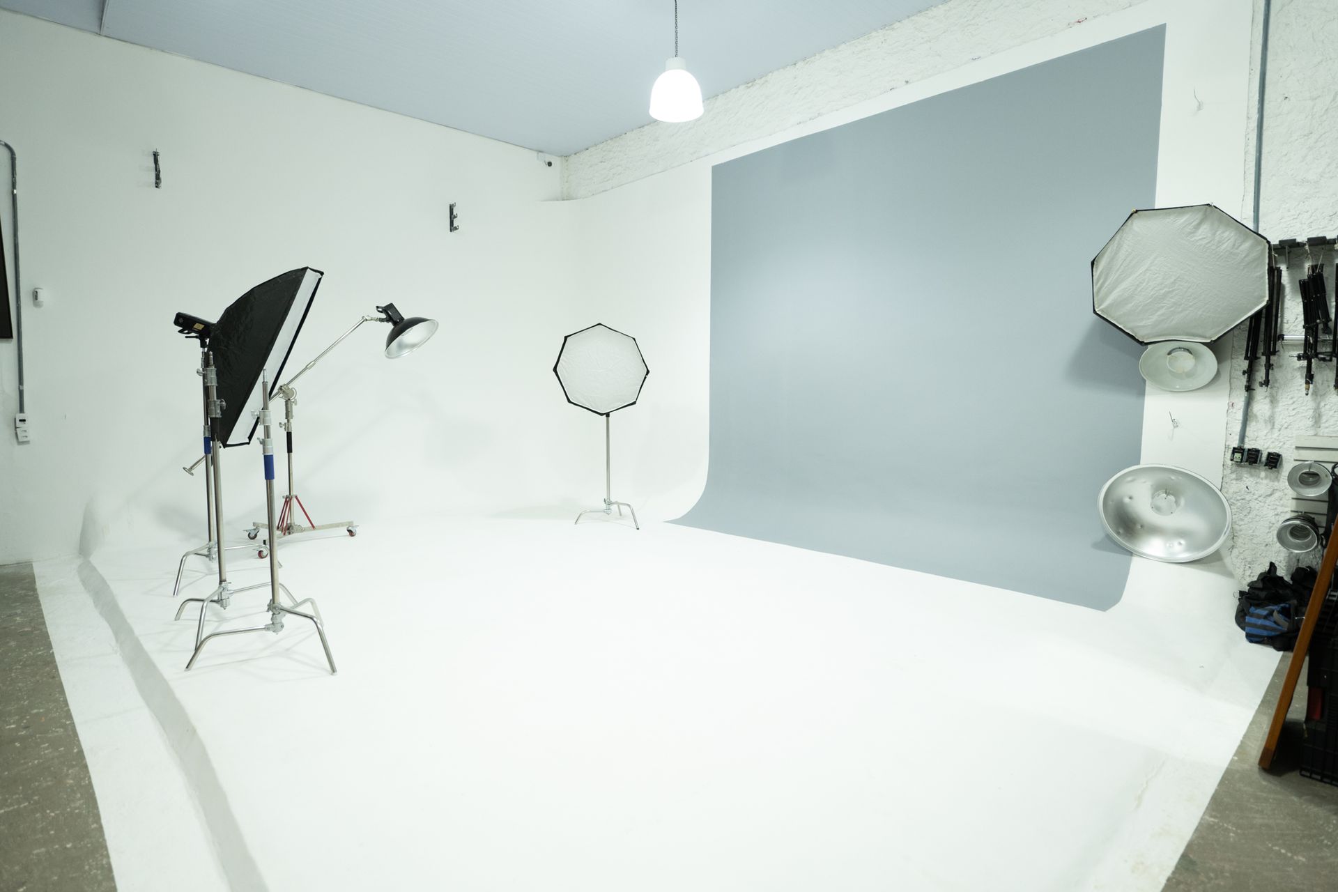 Equipamentos de Última Geração e  Acessórios Diversificados - 2 - 1