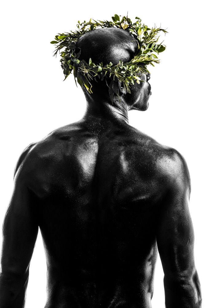 SANTO DE CABEÇA - COROAS - 3 - 0