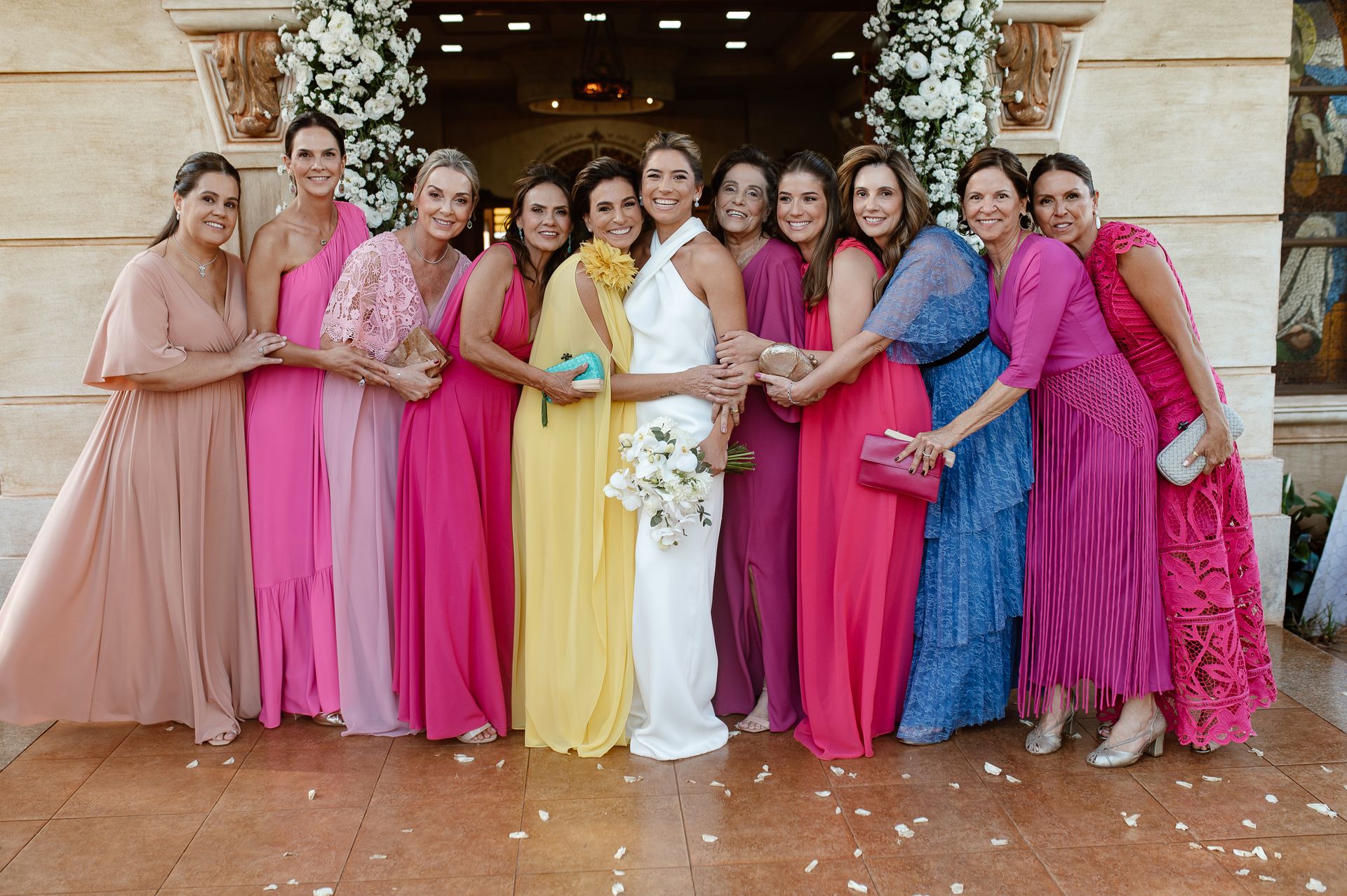 Casamento na Capela Mãe Rainha Orlândia - SP - 1 - 76