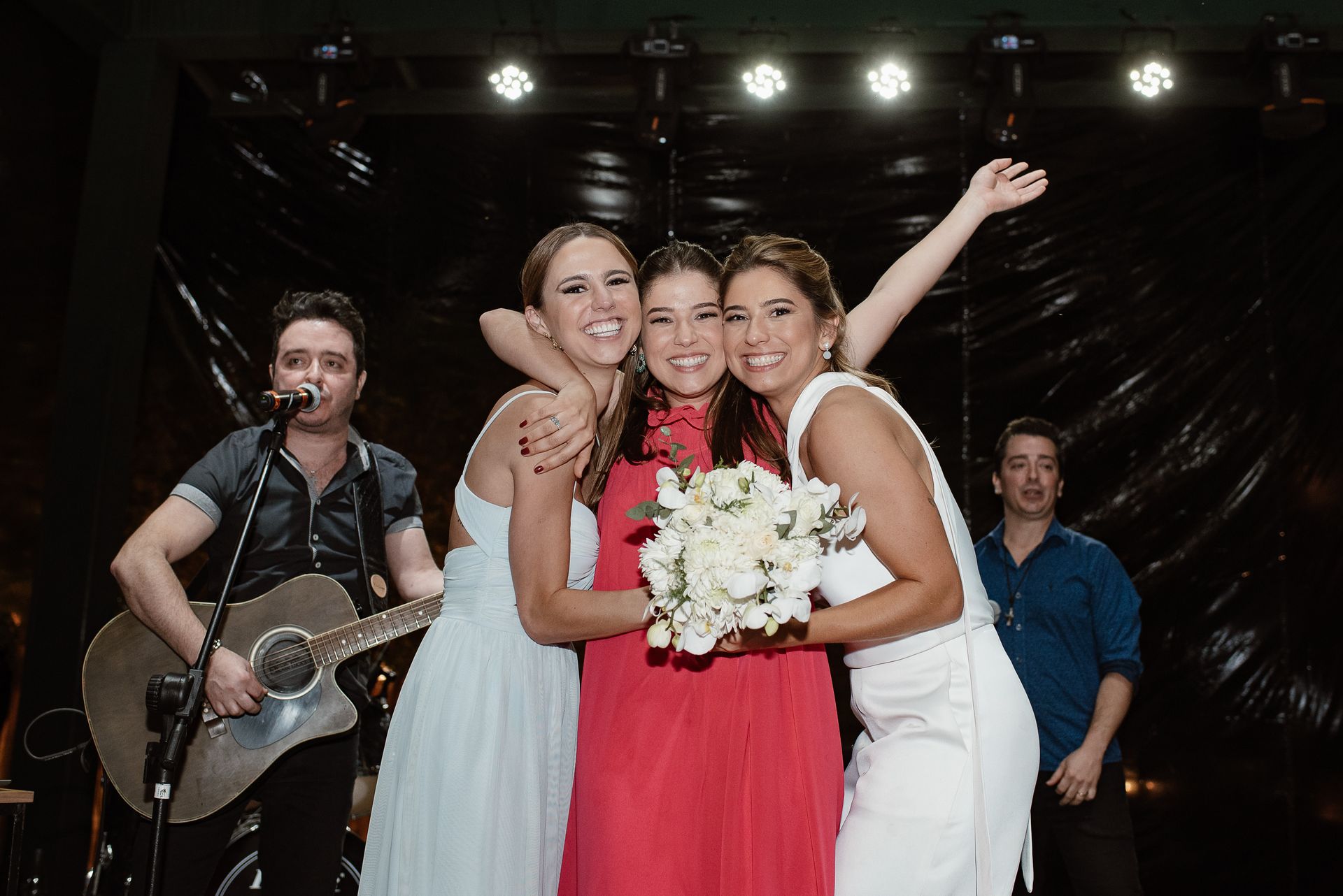 Casamento na Capela Mãe Rainha Orlândia - SP - 1 - 151