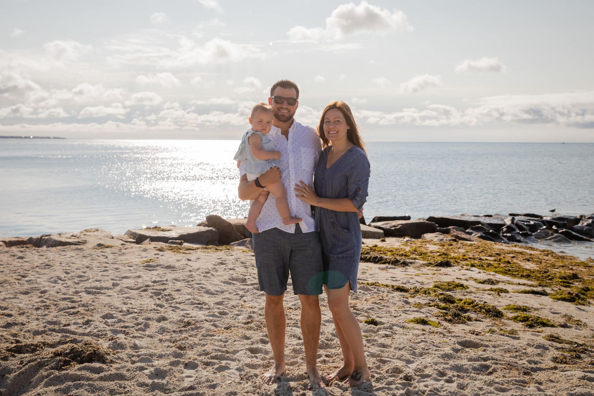 Sunshine and Smiles: The Knaupp 2021 Family Photoshoot - 2 - 2