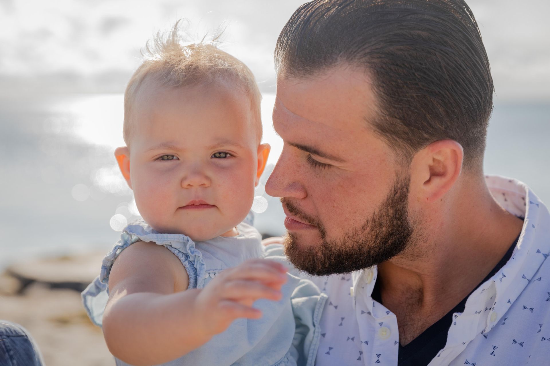 Sunshine and Smiles: The Knaupp 2021 Family Photoshoot - 2 - 0