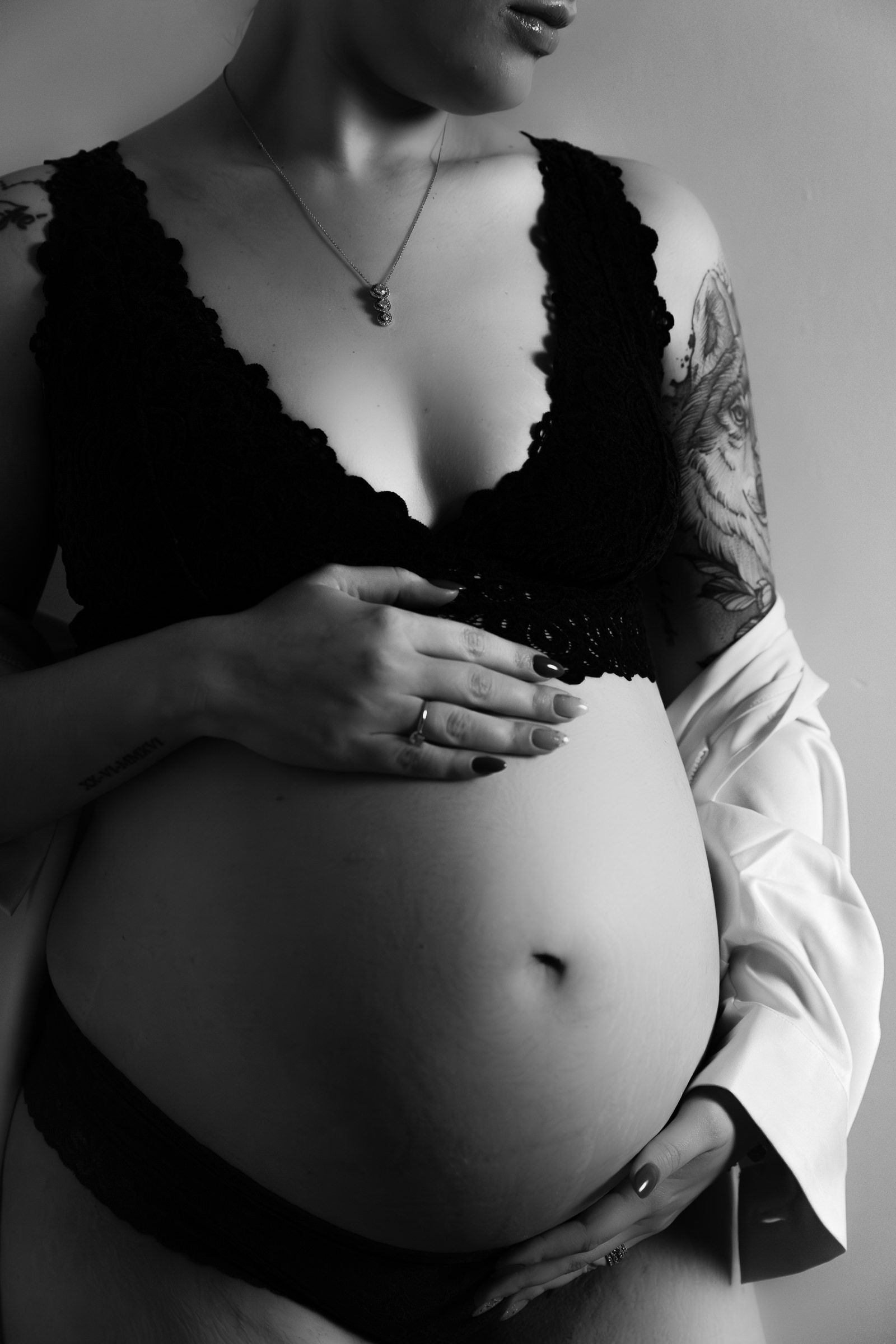 Serene Expectations: Nagila's Maternity Photoshoot - 2 - 2