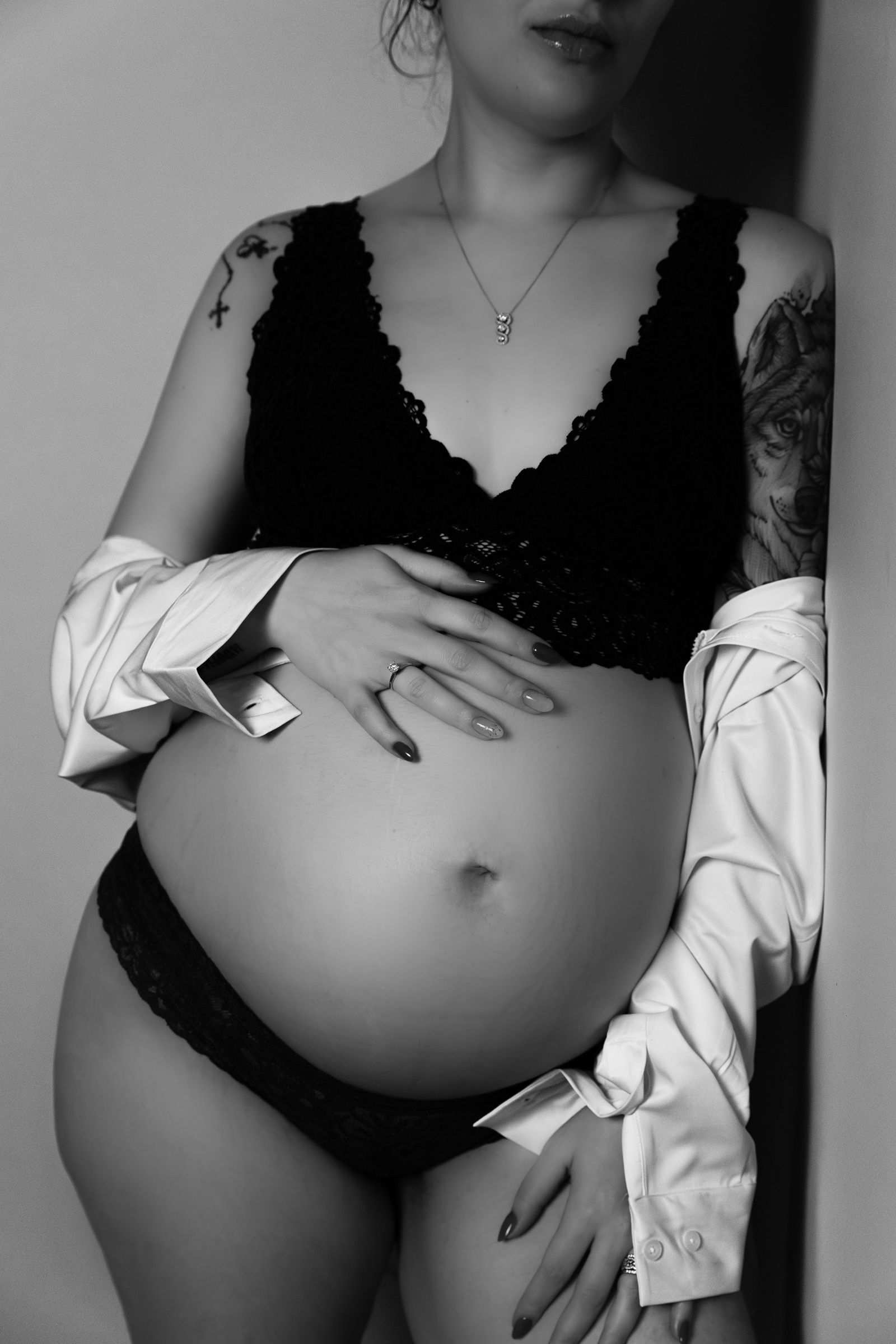 Serene Expectations: Nagila's Maternity Photoshoot - 2 - 2