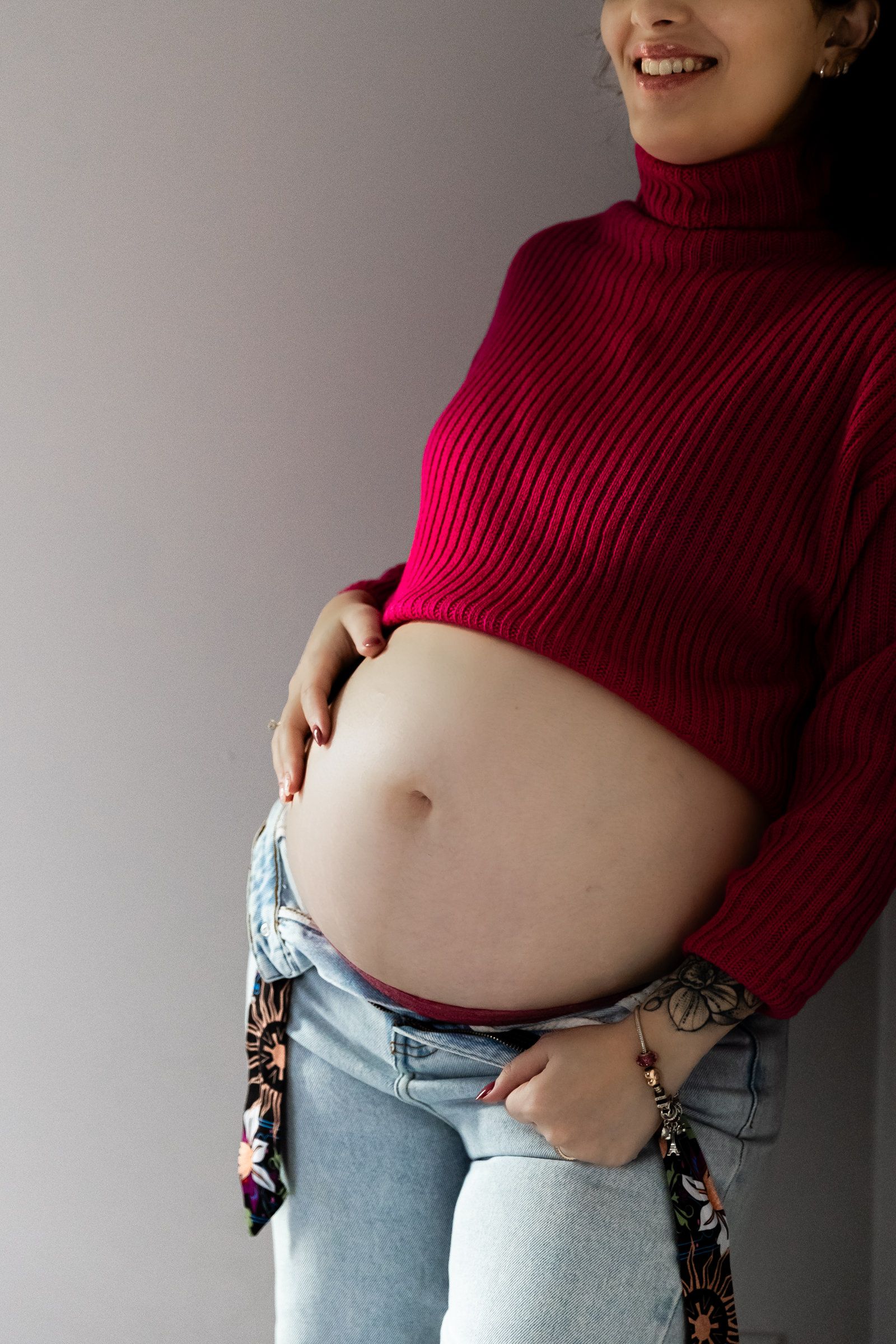 Serene Expectations: Nagila's Maternity Photoshoot - 2 - 1