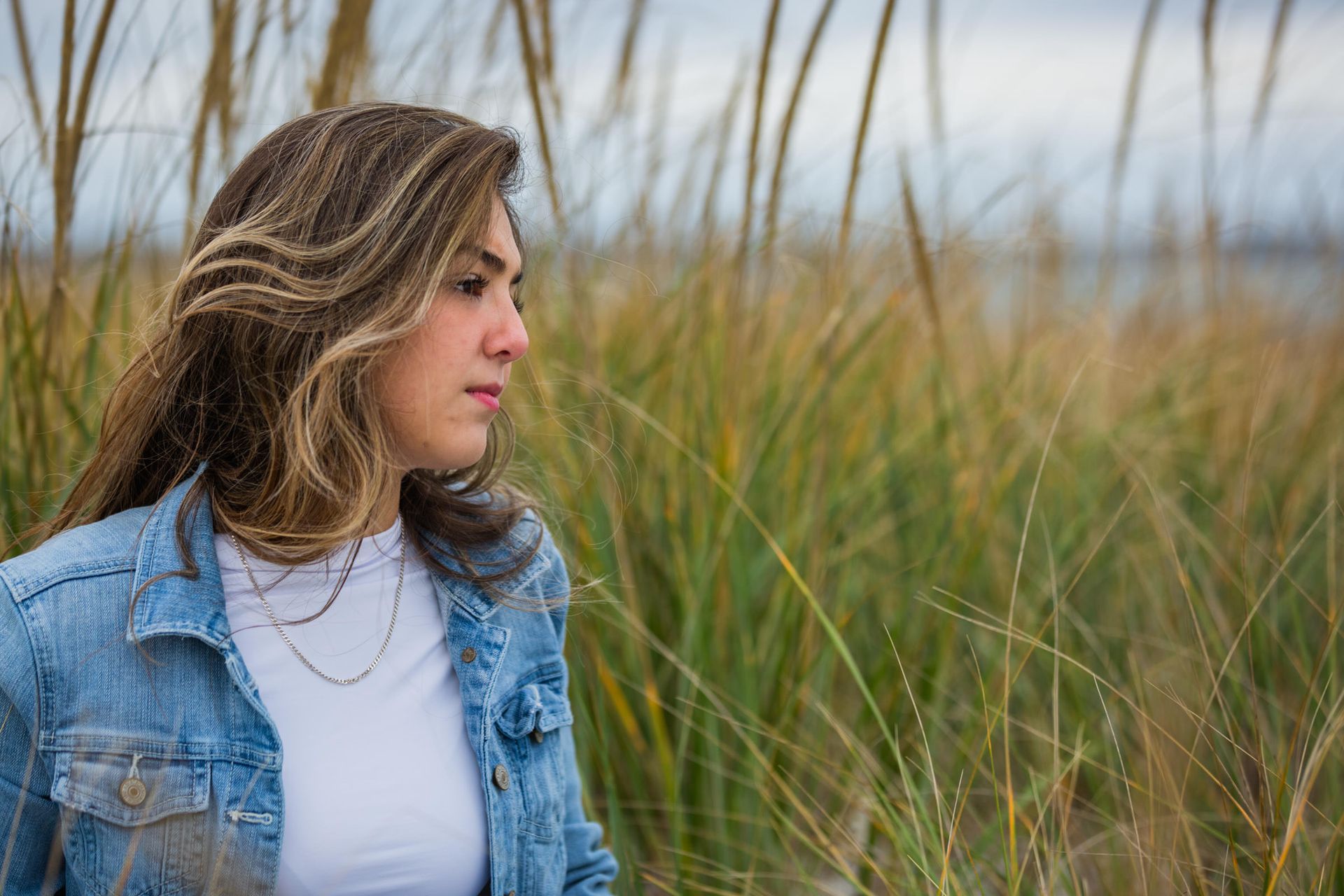 Seaside Splendor: Lali's Sweet 16 Photo Shoot - 2 - 3