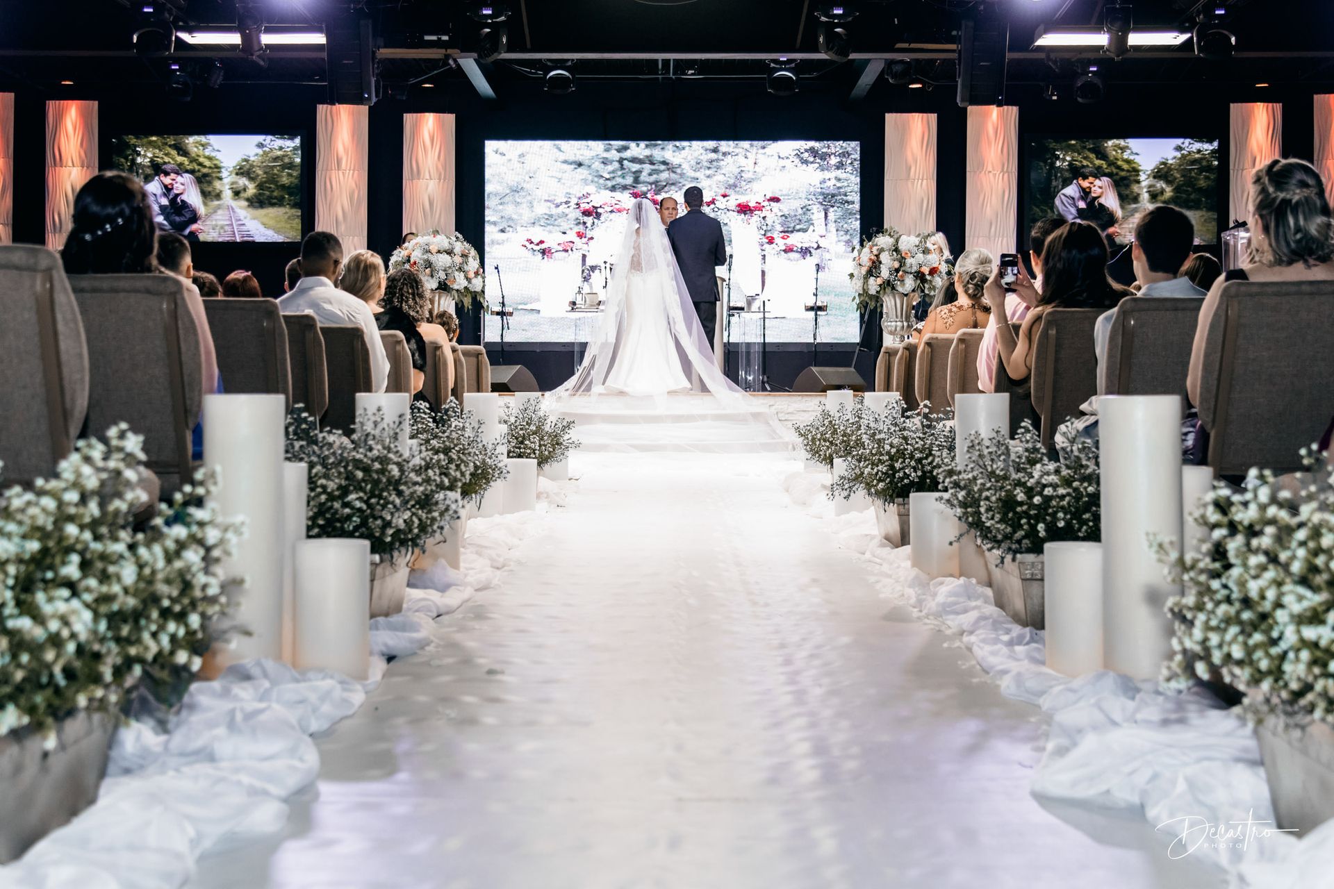 Estefani & Leandro's Winter Wedding - 2 - 0