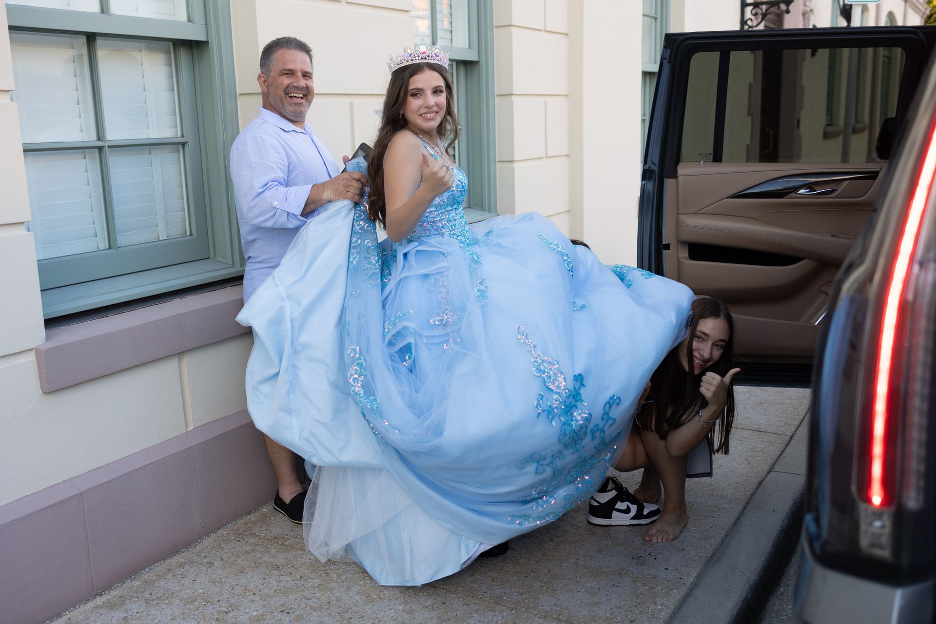 Radiant in Blue: Samantha's Sweet 16 Photo Shoot - 2 - 3