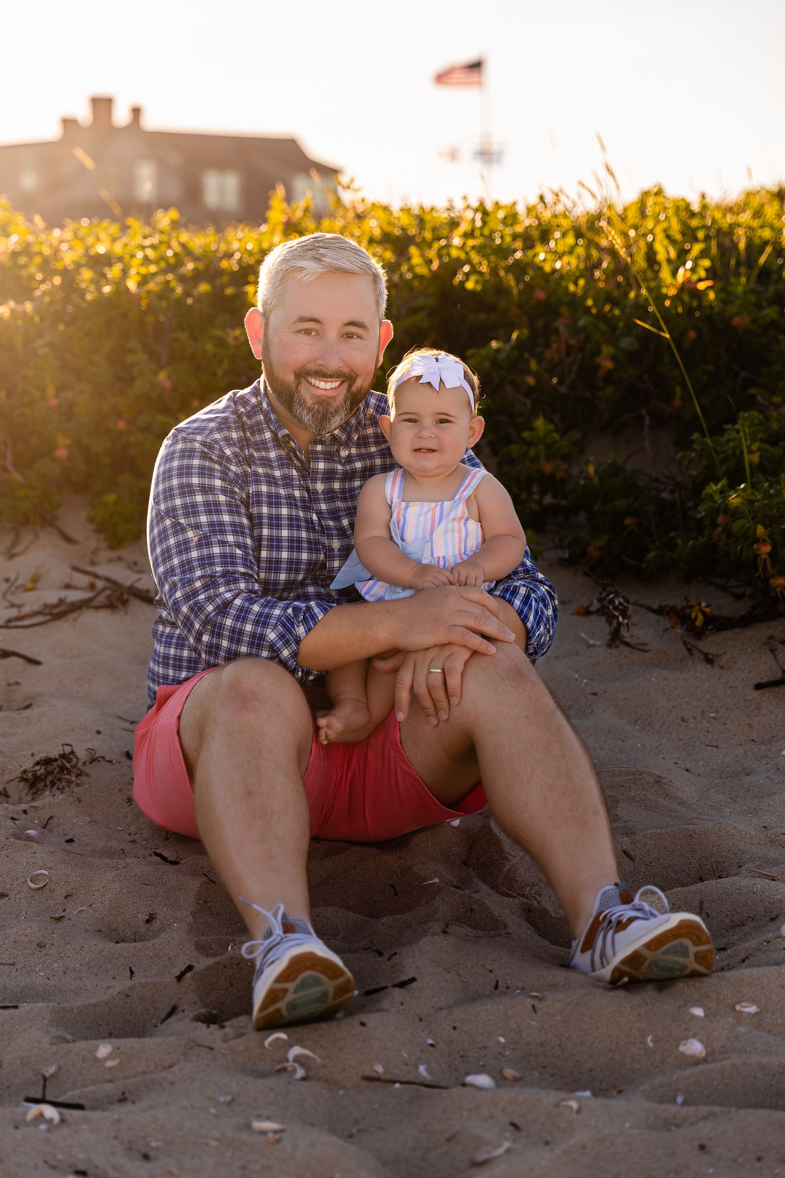 New Beginnings: The Nolans Family’s Joyful Session at Brant Point Lighthouse - 2 - 1