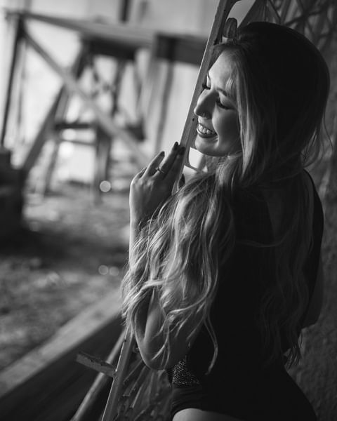 Ensaio Feminino - 1 - 0